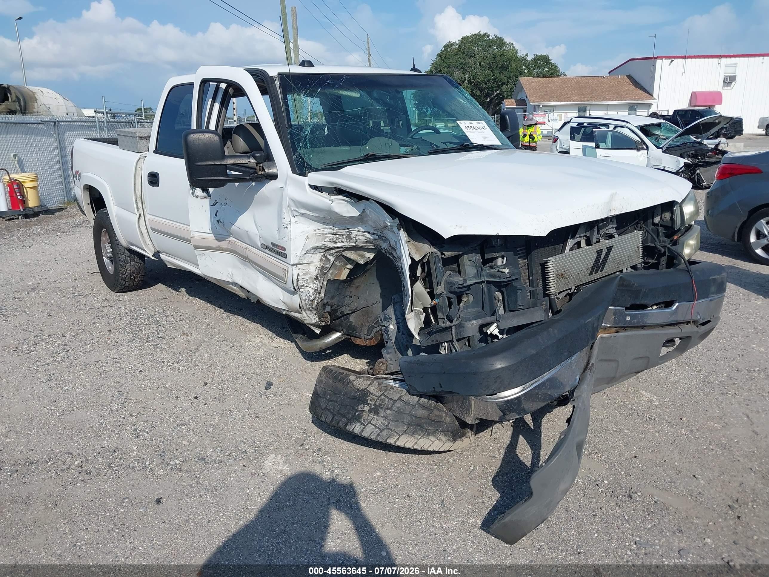 2004 Chevrolet Silverado 2500hd Lt White vin: 1GCHK23144F170068