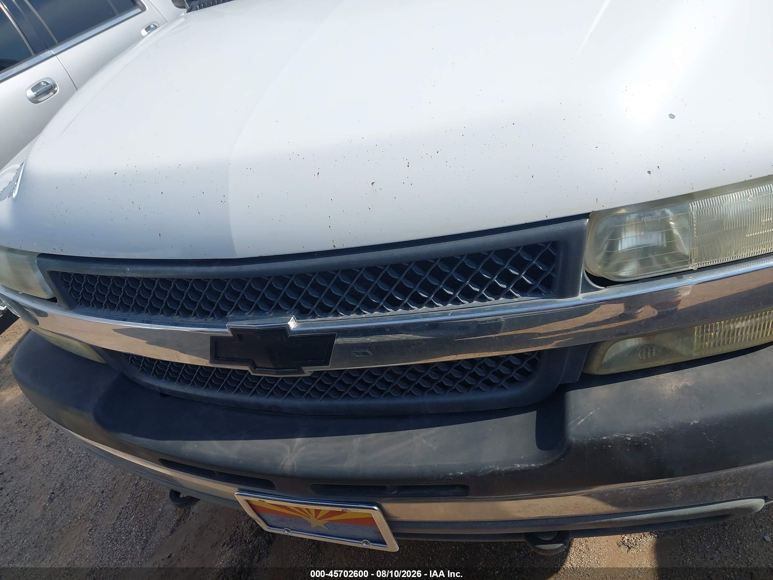 2002 Chevrolet Silverado 2500hd Ls White vin: 1GCHK23152F174935