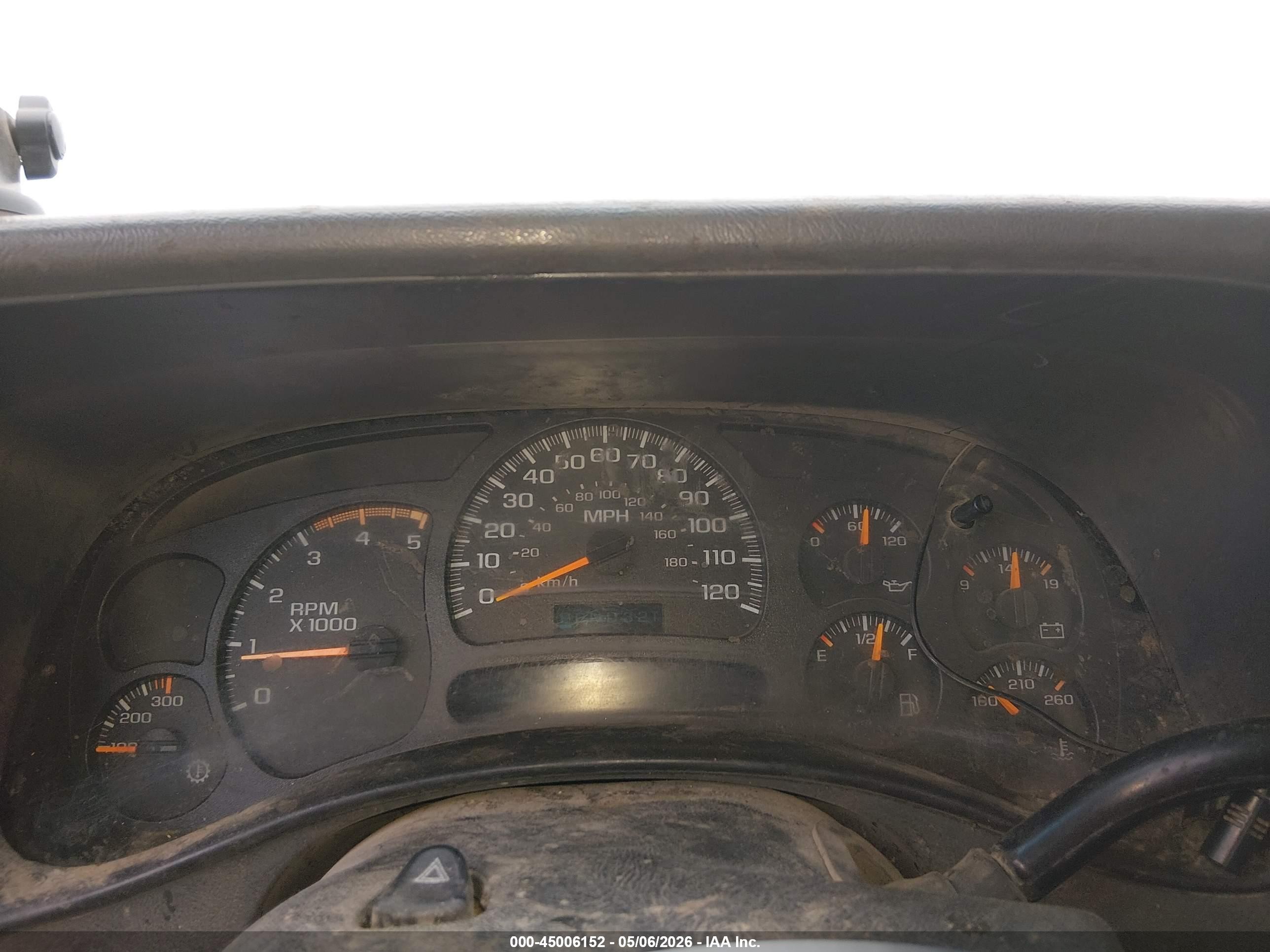 2003 Chevrolet Silverado 2500hd Ls/lt White vin: 1GCHK23153F170515