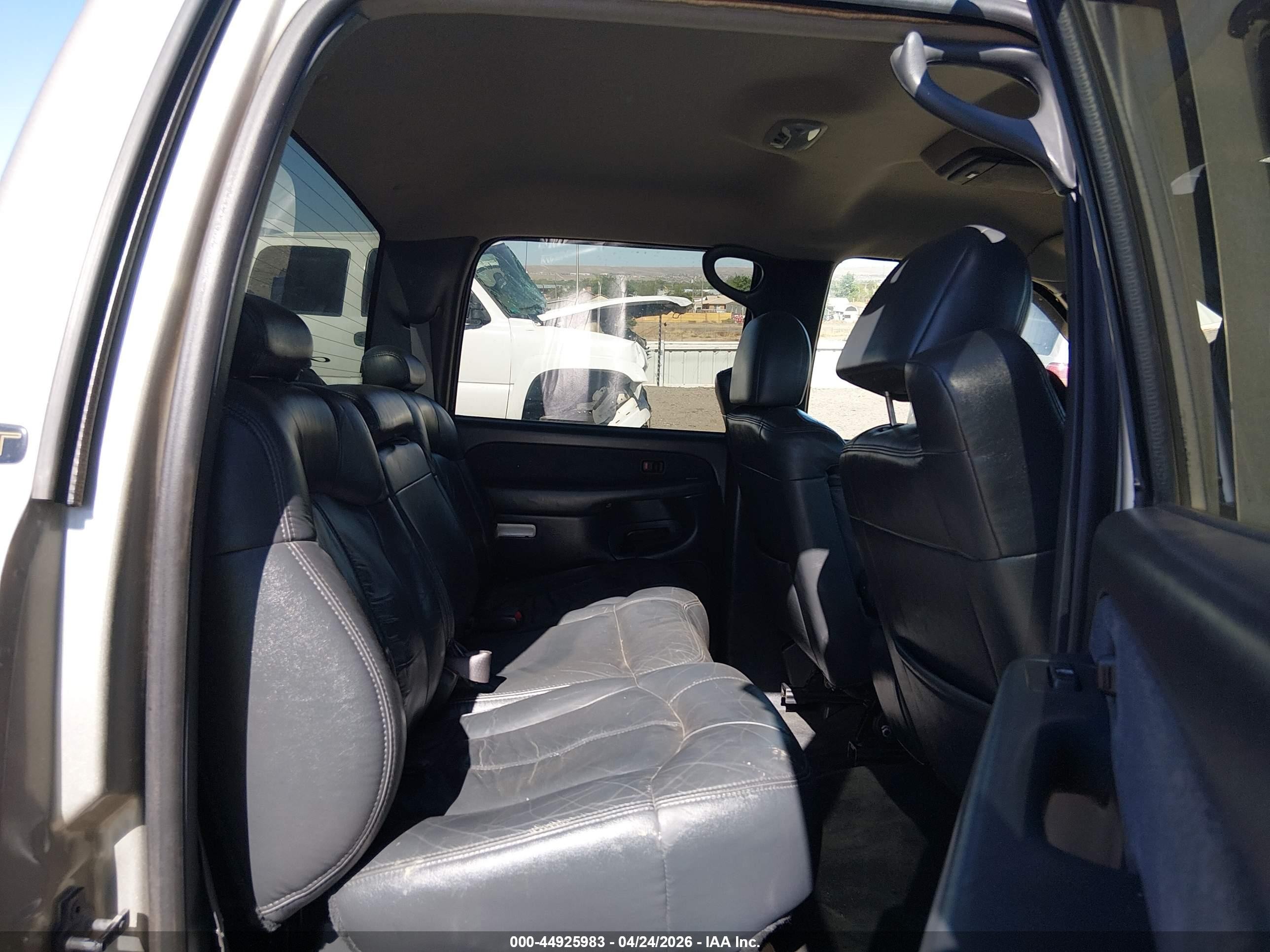 2002 Chevrolet Silverado 2500hd Lt Gray vin: 1GCHK23172F209913