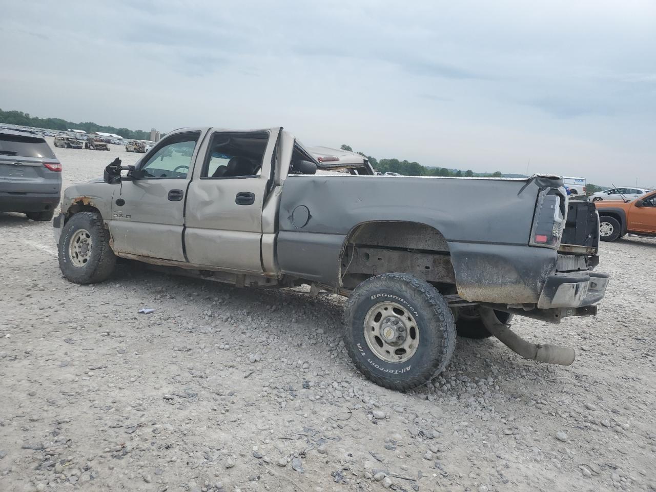 2002 Chevrolet Silverado K2500 Heavy Duty Silver vin: 1GCHK23182F141038