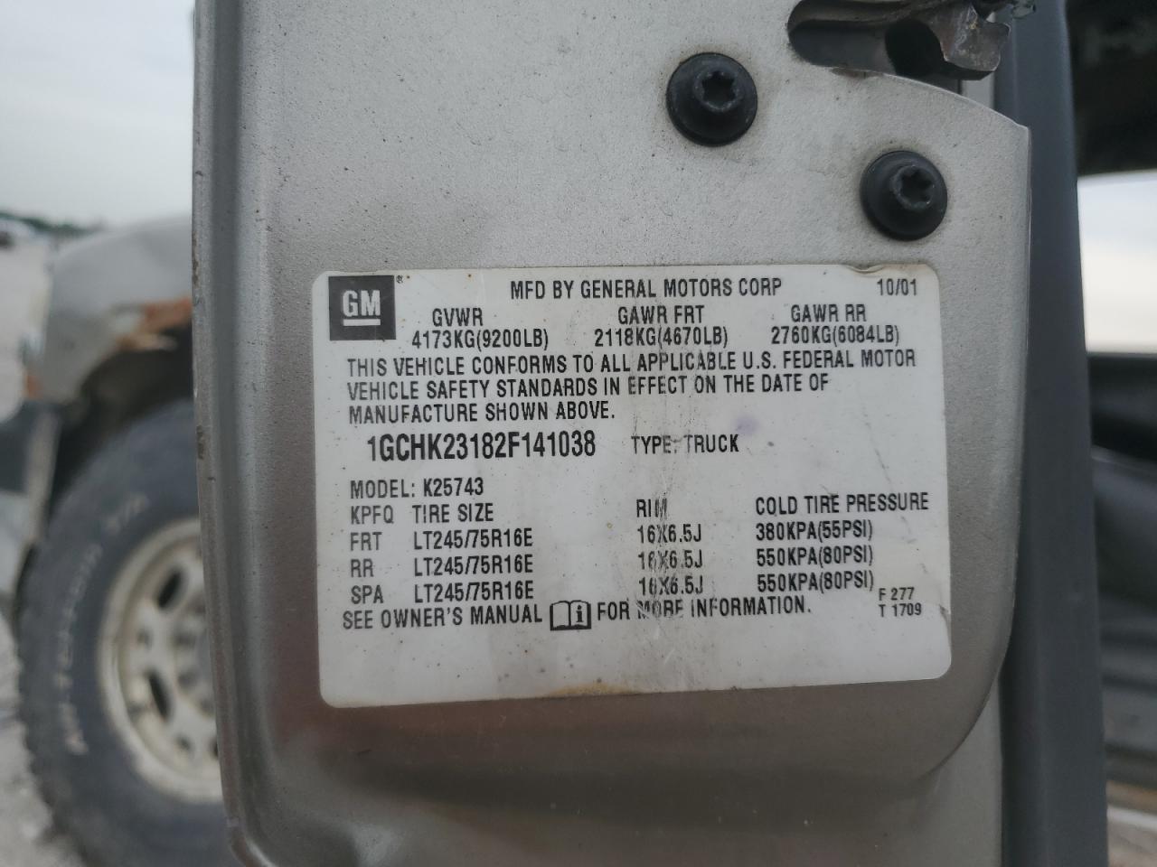 2002 Chevrolet Silverado K2500 Heavy Duty Silver vin: 1GCHK23182F141038