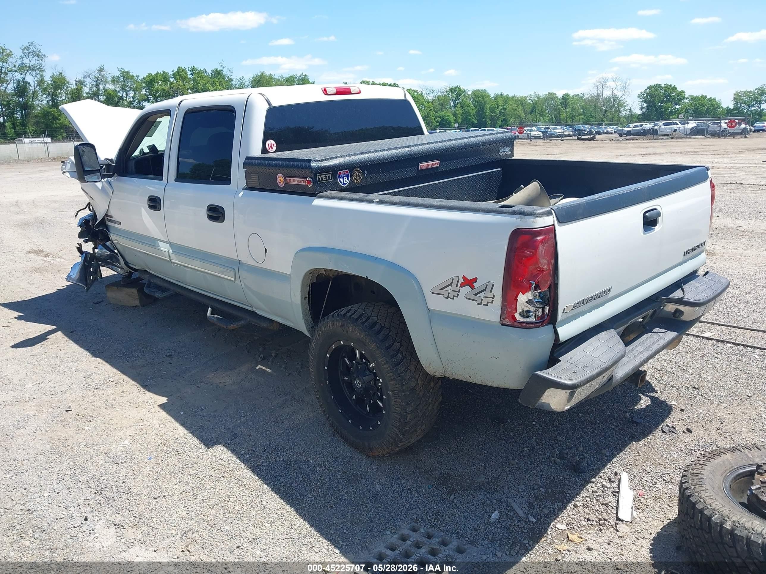 2003 Chevrolet Silverado 2500hd Lt White vin: 1GCHK23183F254294