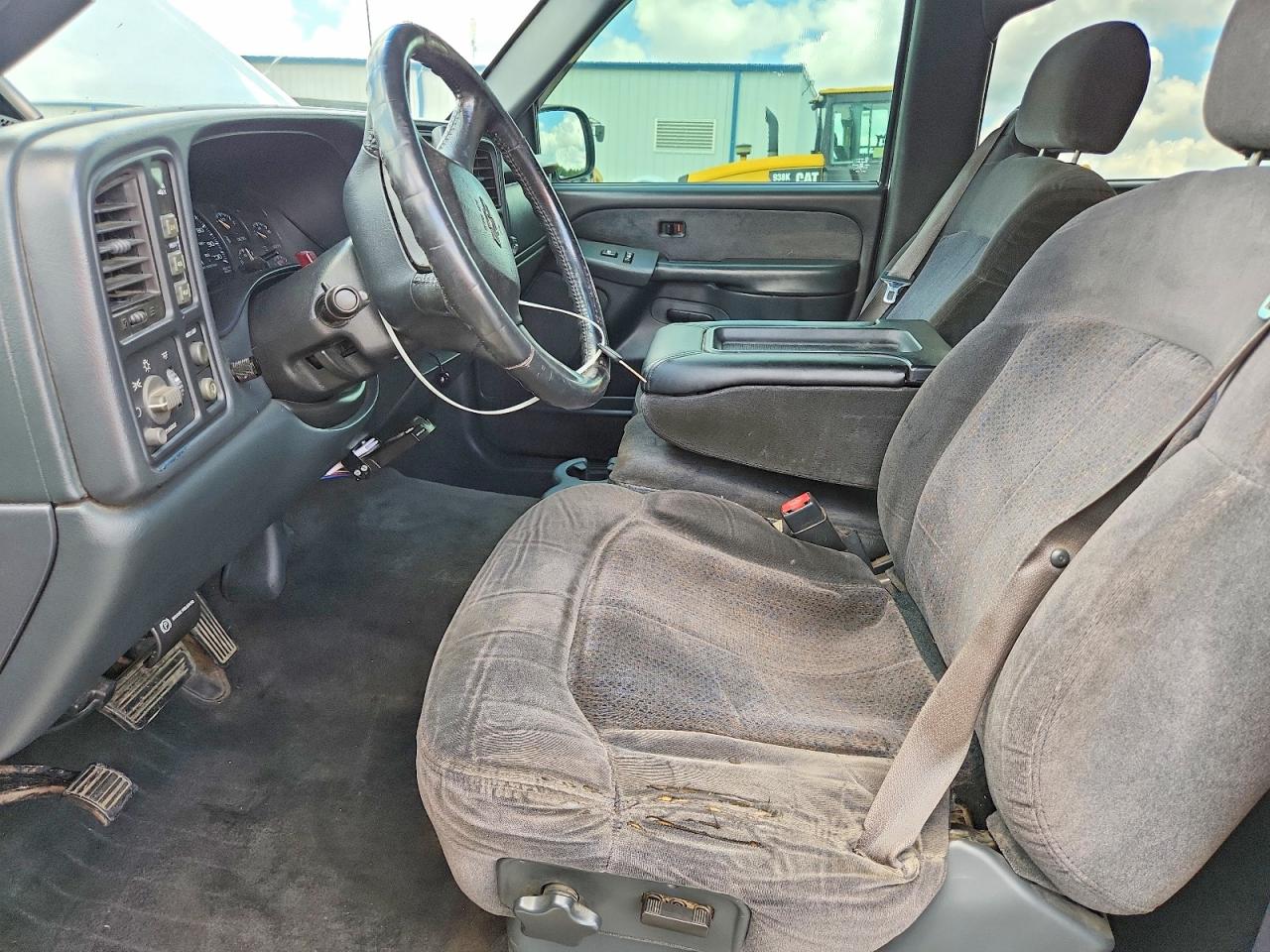 2002 Chevrolet Silverado K2500 Heavy Duty White vin: 1GCHK23192F104466