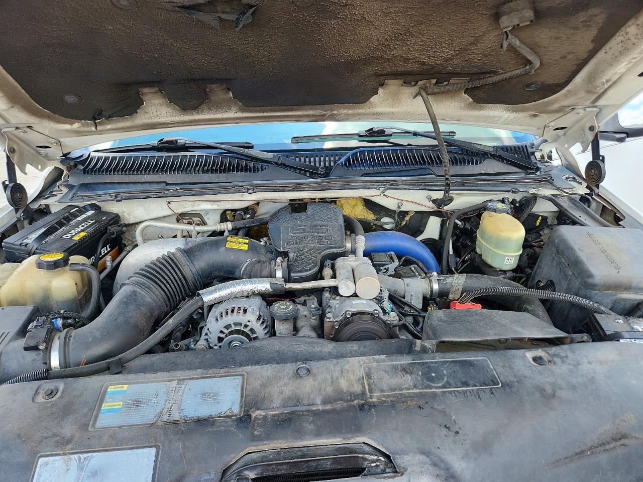 2002 Chevrolet Silverado K2500 Heavy Duty White vin: 1GCHK23192F104466
