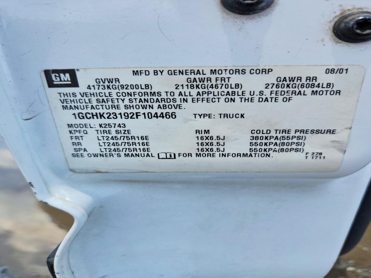 2002 Chevrolet Silverado K2500 Heavy Duty White vin: 1GCHK23192F104466