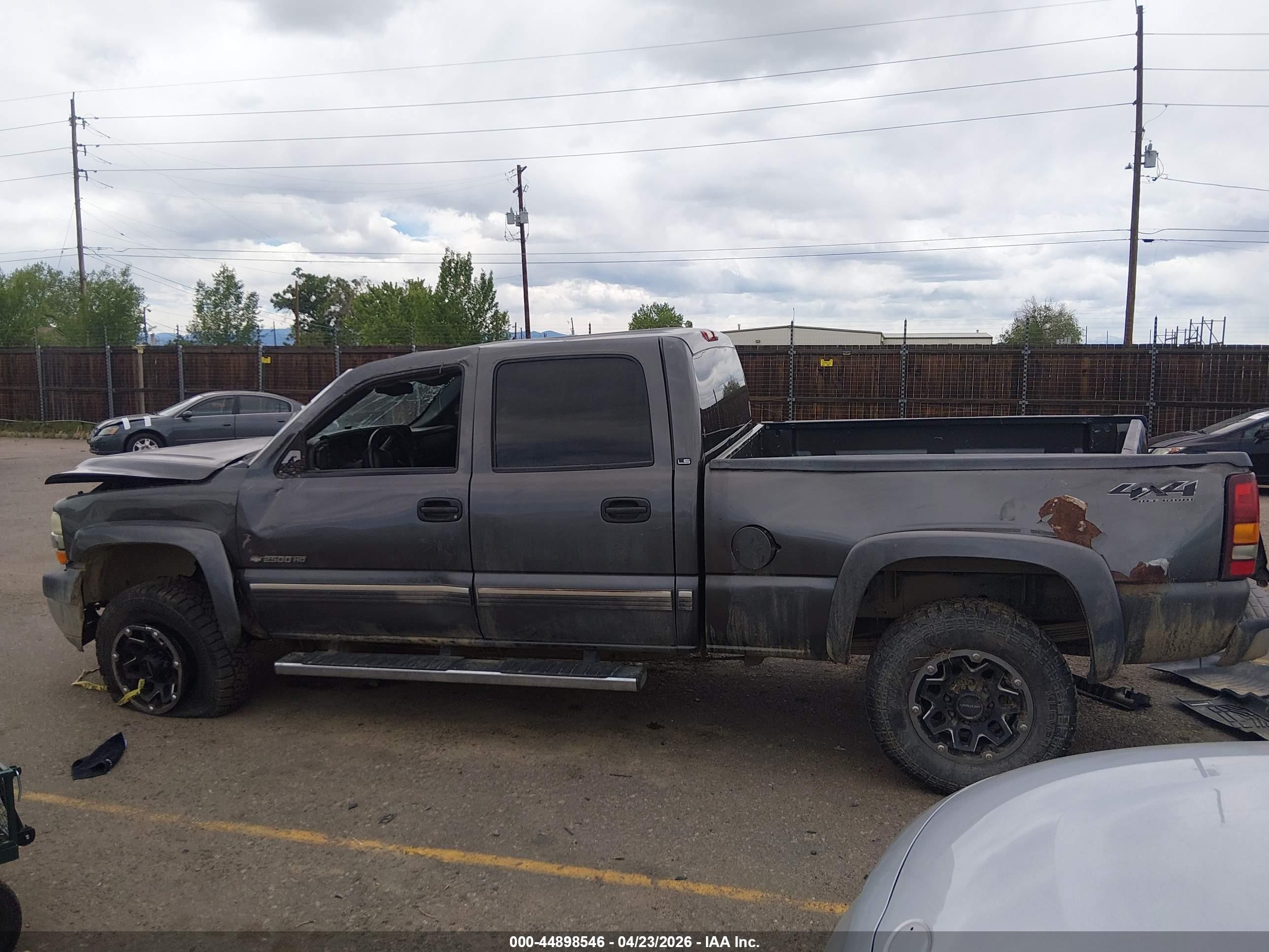 2002 Chevrolet Silverado 2500hd Ls Серый vin: 1GCHK23192F212487