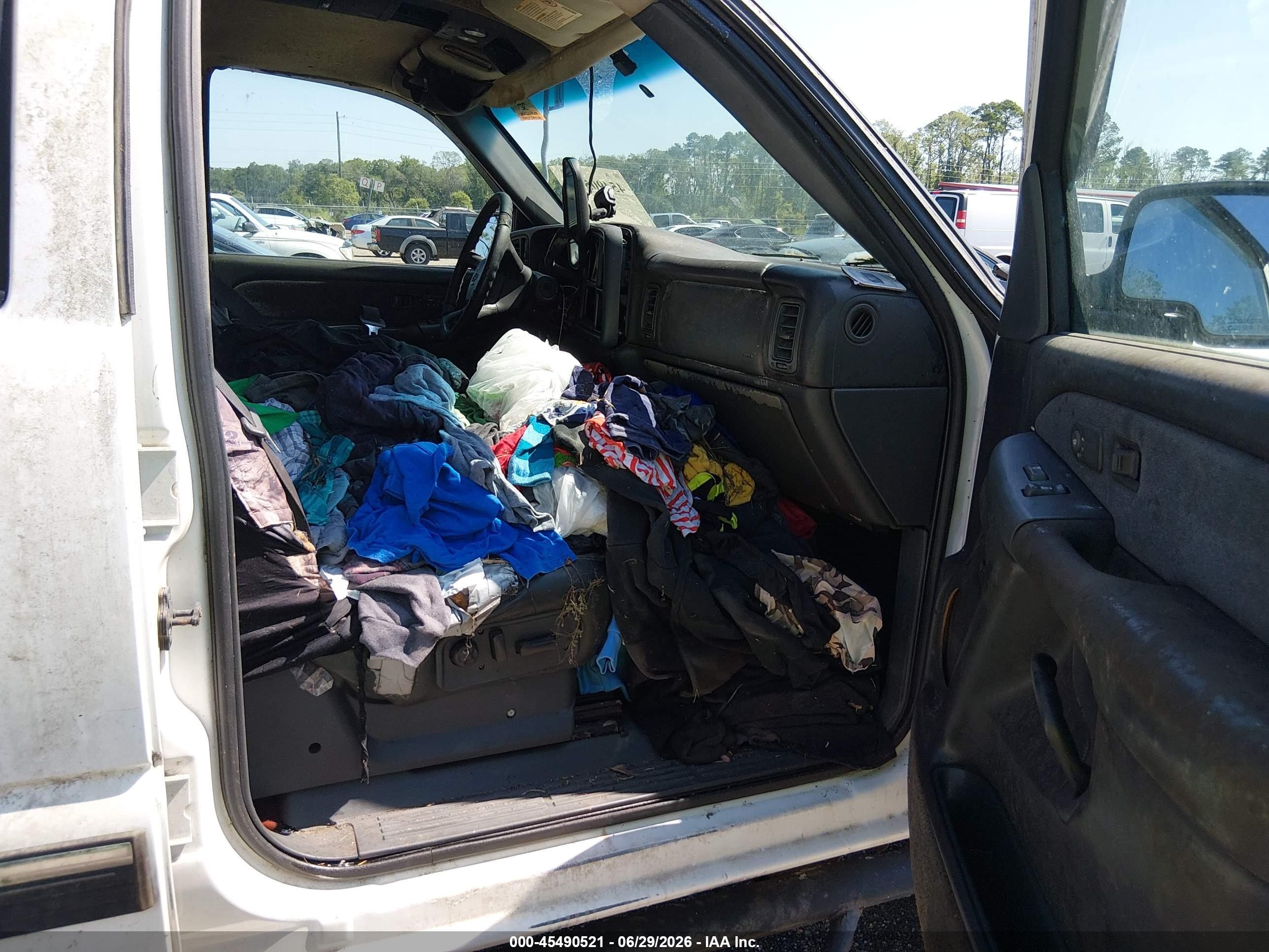 2002 Chevrolet Silverado 2500hd Lt White vin: 1GCHK231X2F183503