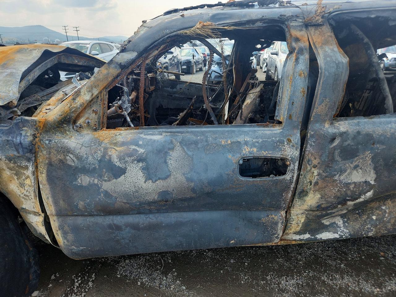 2004 Chevrolet Silverado K2500 Heavy Duty Burn vin: 1GCHK231X4F100560