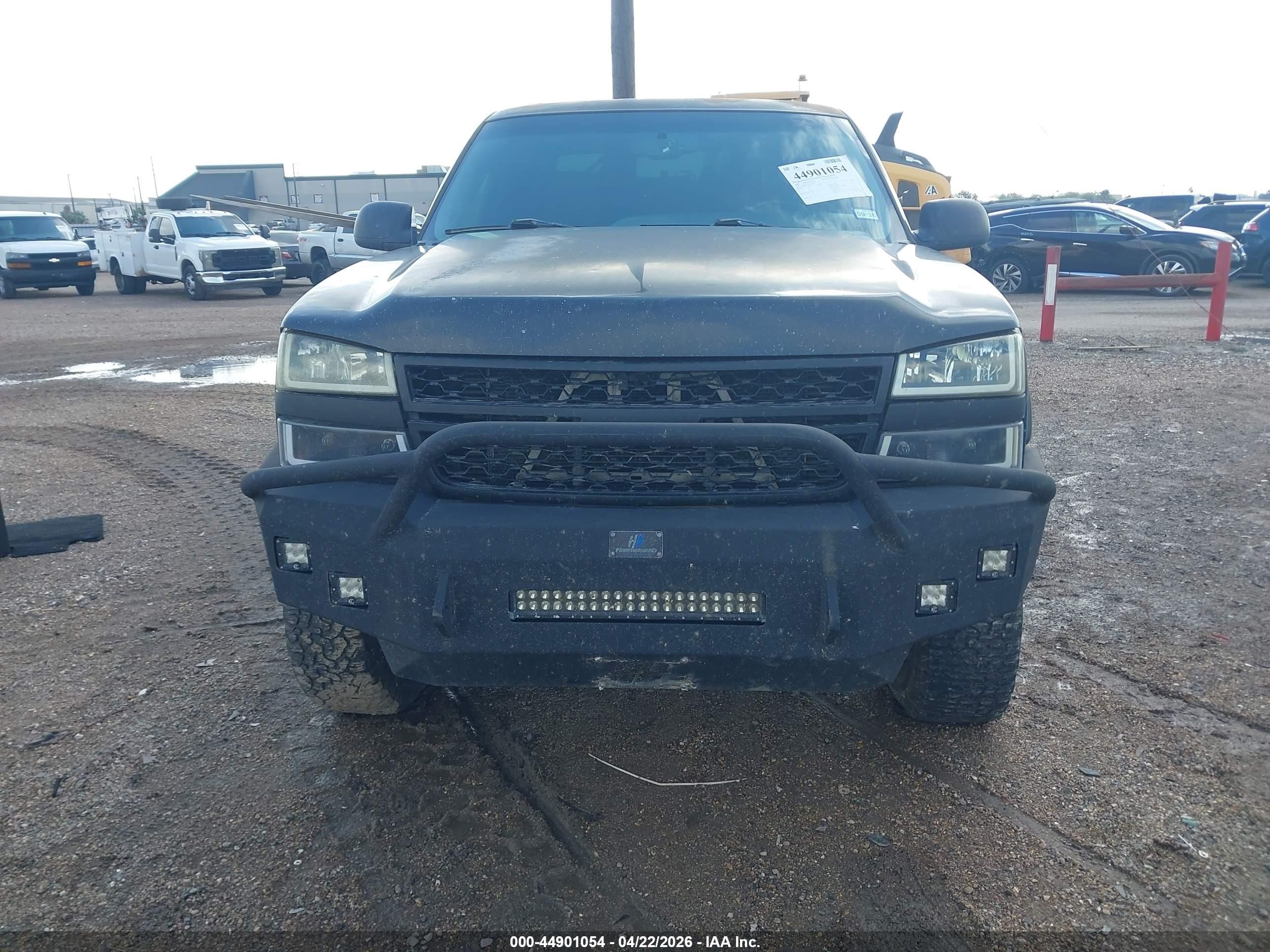 2005 Chevrolet Silverado 2500hd Ls Серый vin: 1GCHK23205F950921