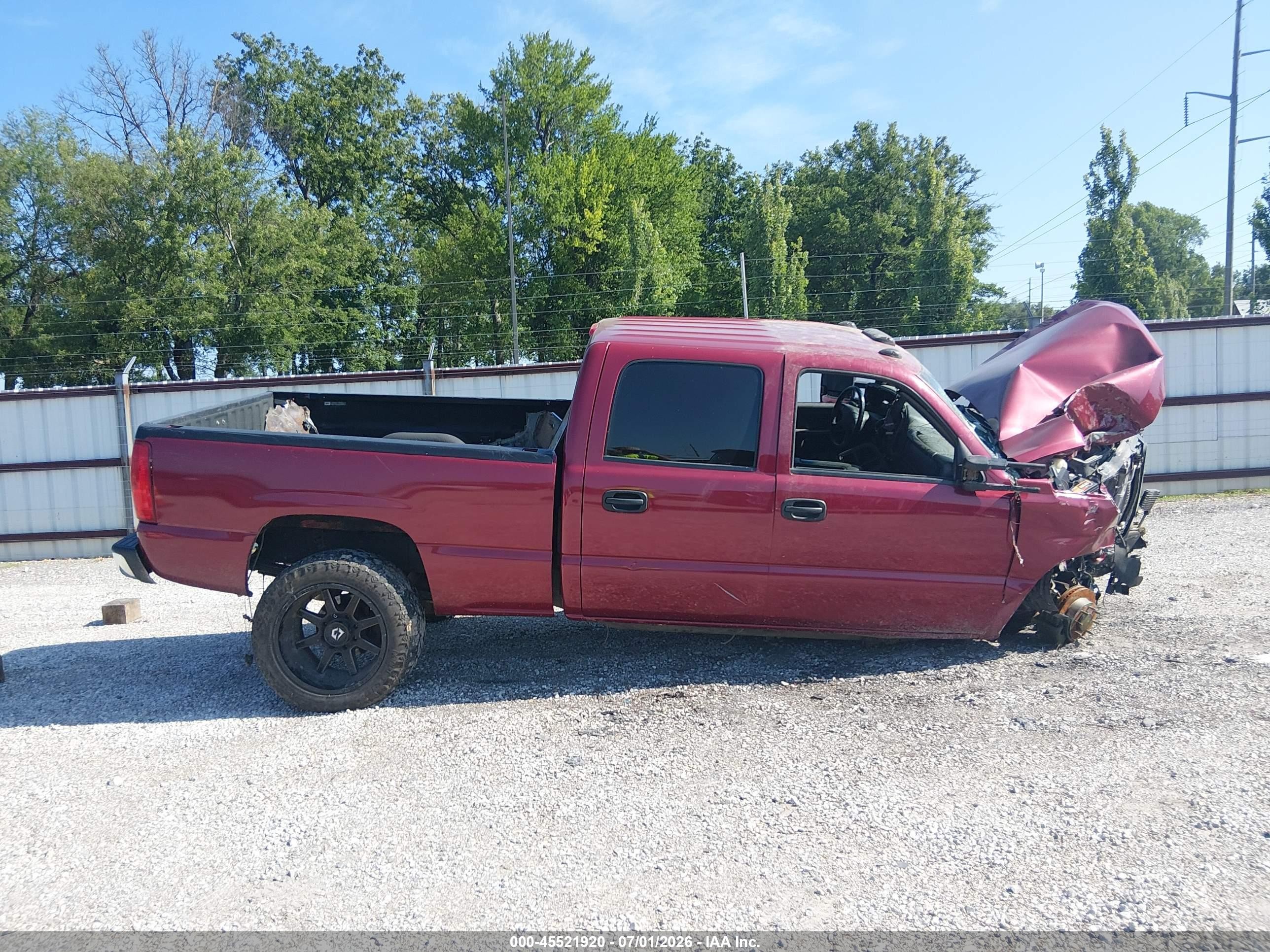 2005 Chevrolet Silverado 2500hd Ls Red vin: 1GCHK23215F869698