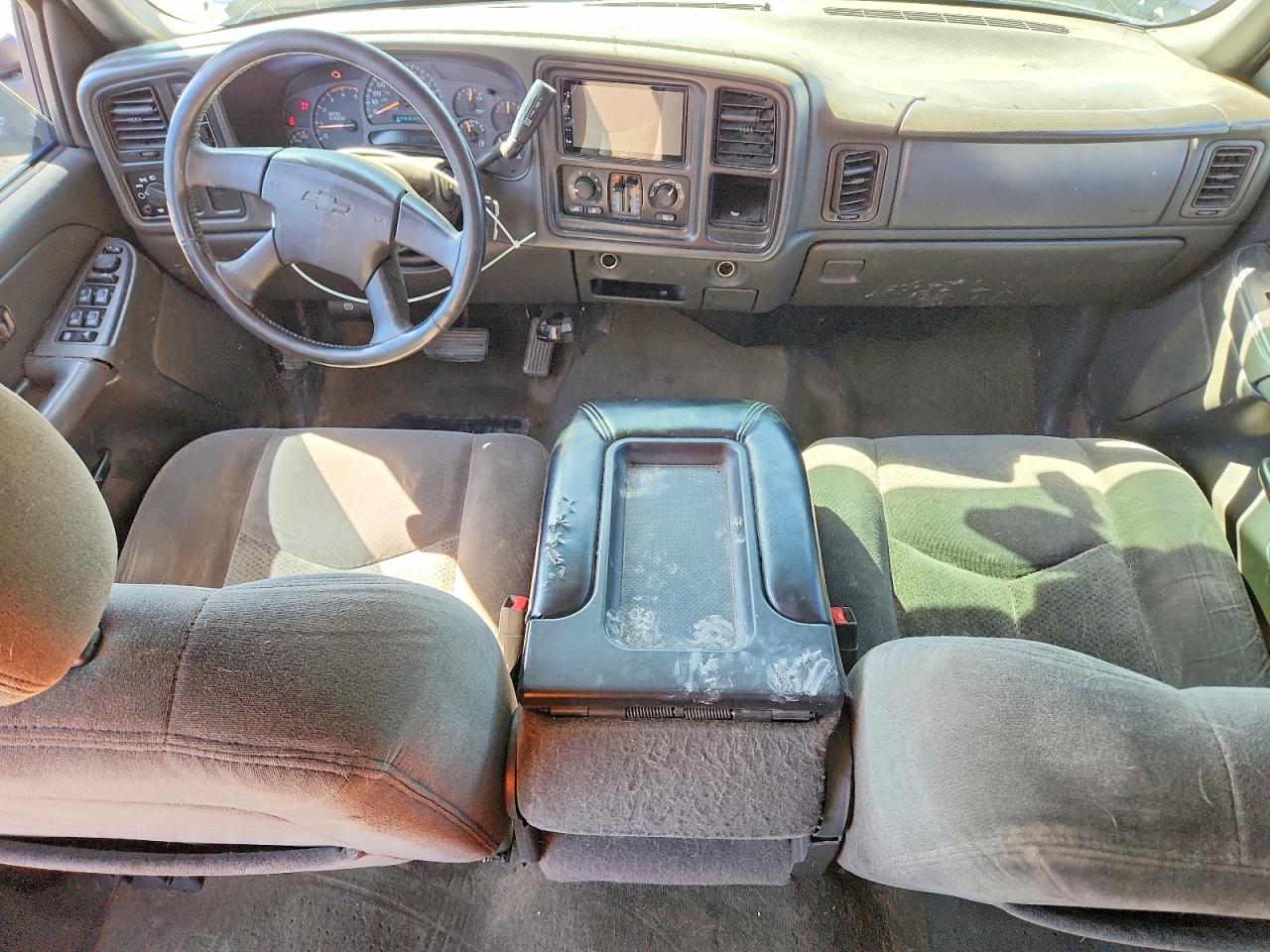 2004 Chevrolet Silverado K2500 Heavy Duty Blue vin: 1GCHK23224F220376