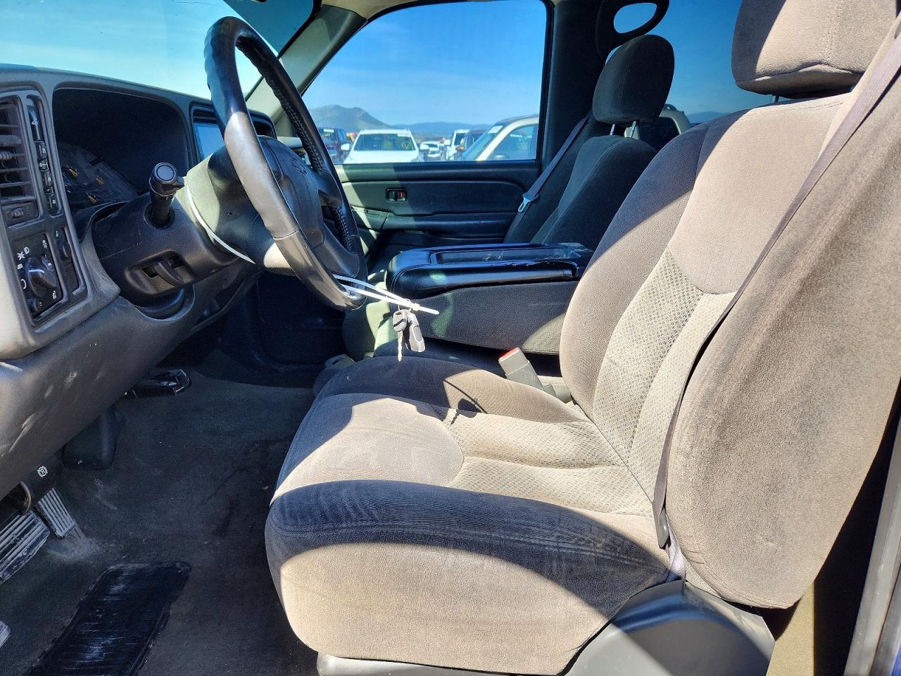 2004 Chevrolet Silverado K2500 Heavy Duty Blue vin: 1GCHK23224F220376