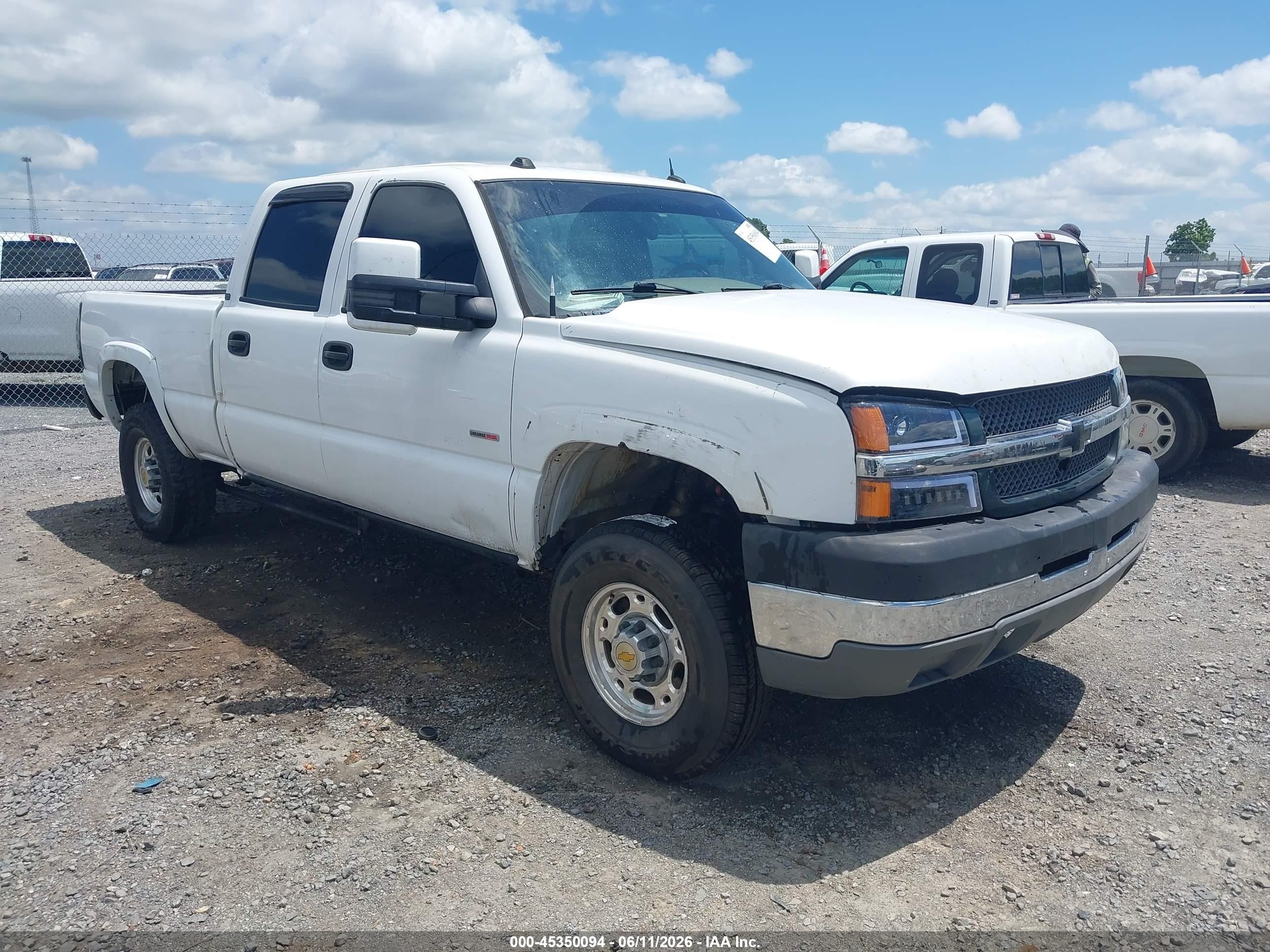 1GCHK23225F845569