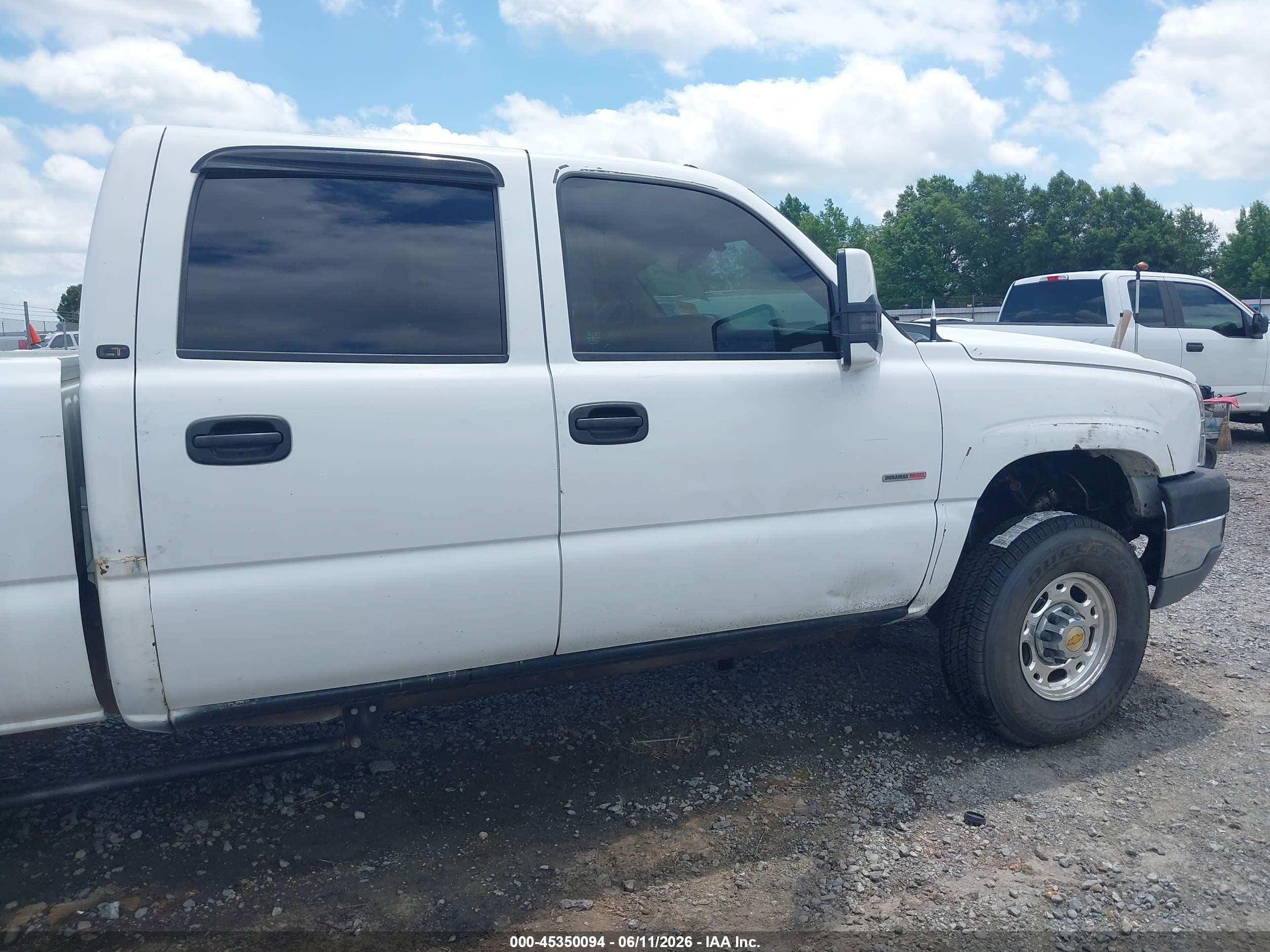 2005 Chevrolet Silverado 2500hd Lt White vin: 1GCHK23225F845569