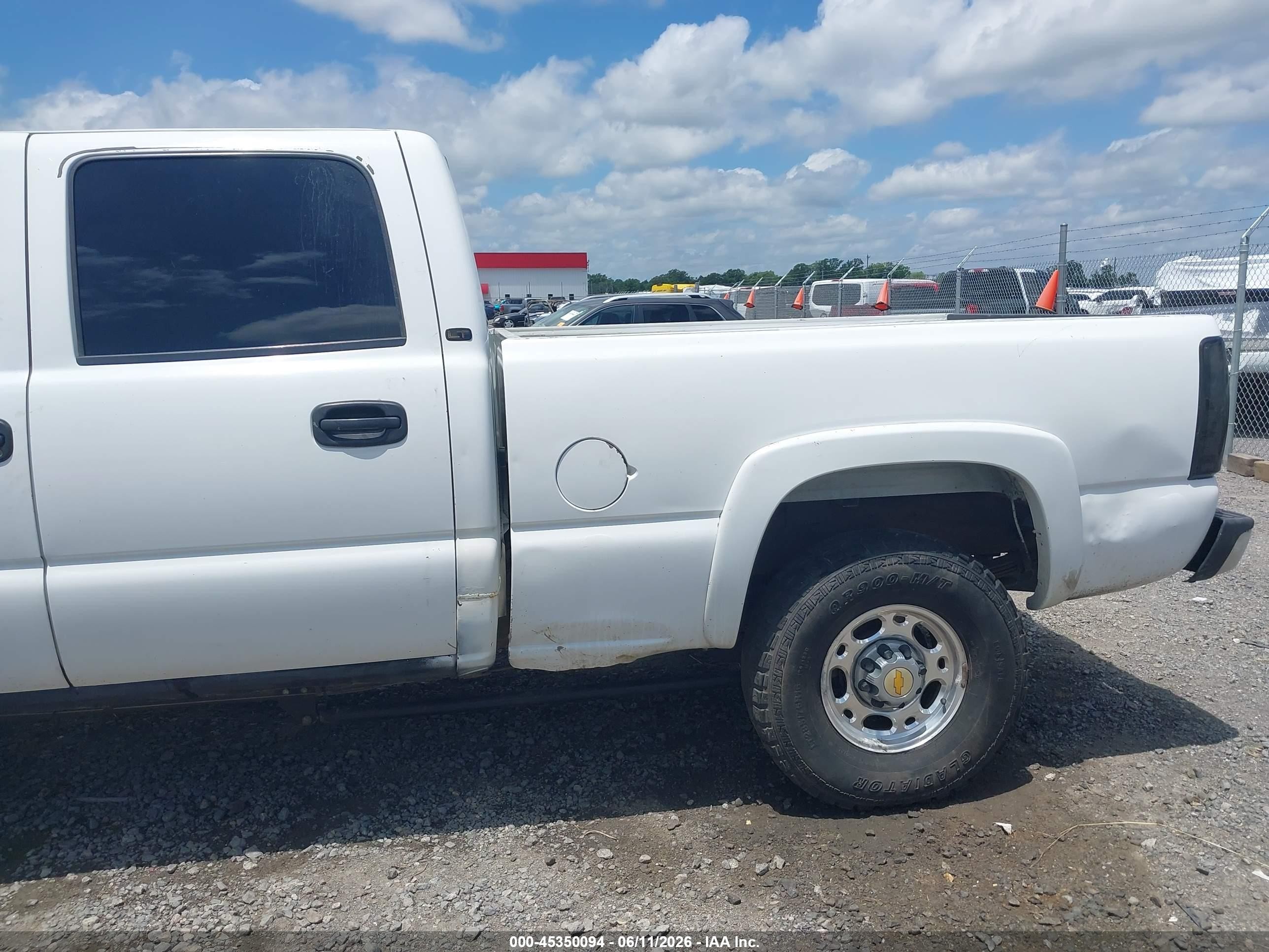 2005 Chevrolet Silverado 2500hd Lt White vin: 1GCHK23225F845569