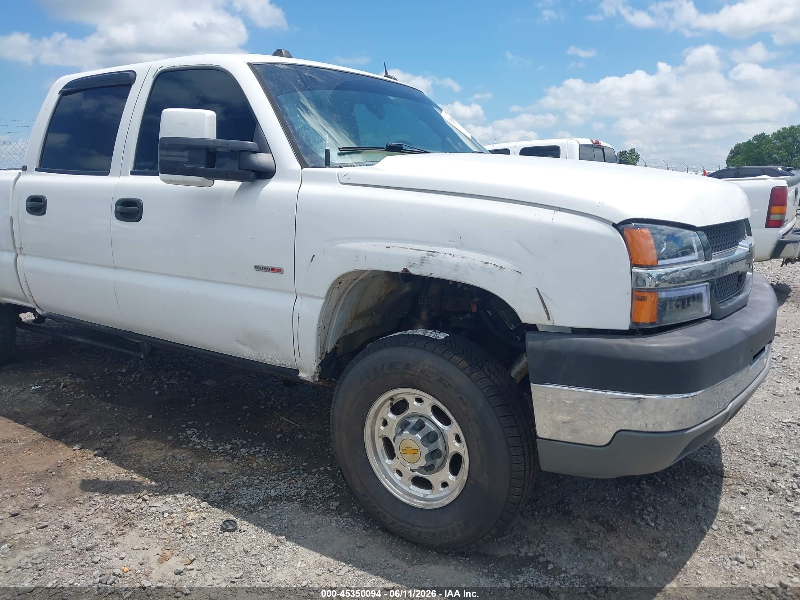 2005 Chevrolet Silverado 2500hd Lt White vin: 1GCHK23225F845569