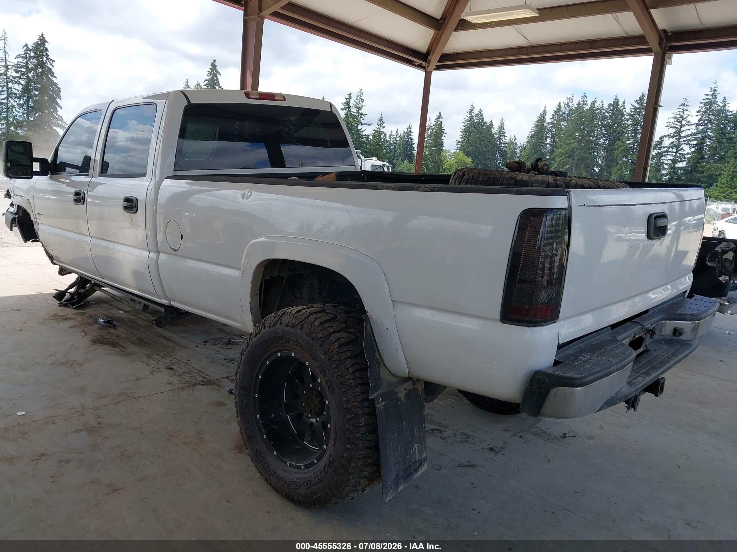 2004 Chevrolet Silverado 2500hd Ls White vin: 1GCHK23244F209279