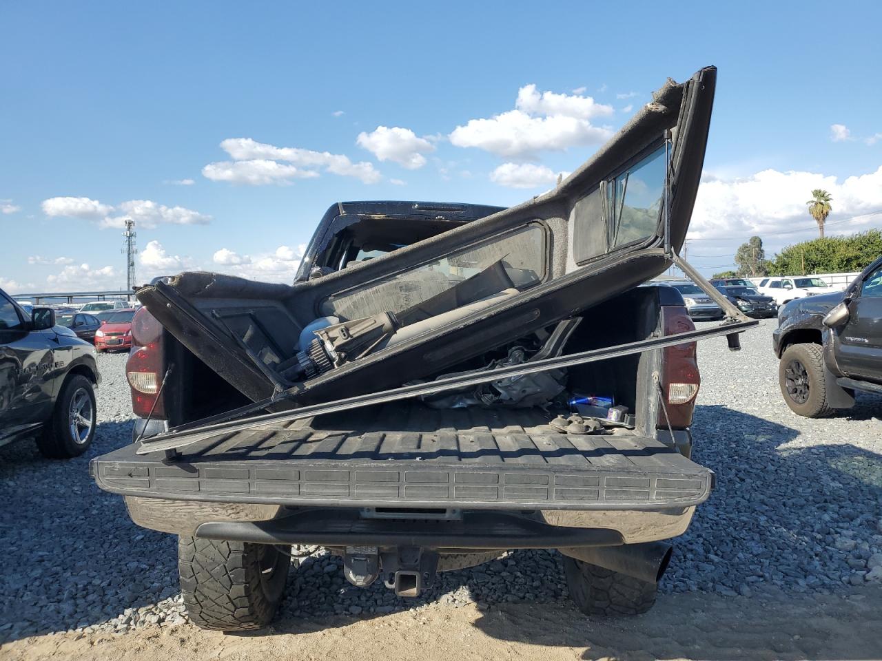 2005 Chevrolet Silverado K2500 Heavy Duty Black vin: 1GCHK23245F949643