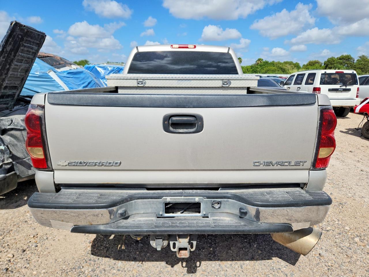 2005 Chevrolet Silverado K2500 Heavy Duty Желто-коричневый vin: 1GCHK23255F837868