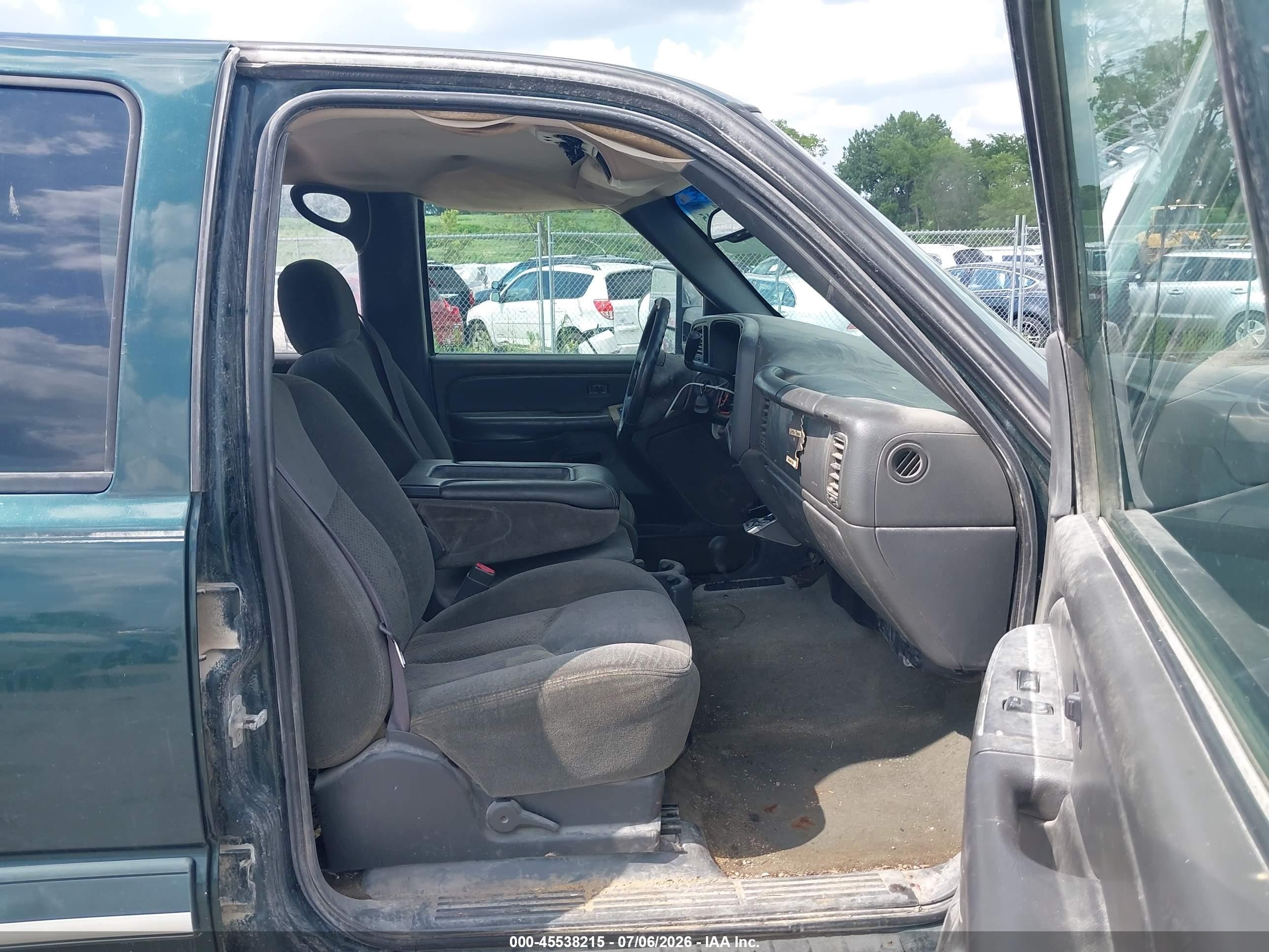 2004 Chevrolet Silverado 2500hd Ls Green vin: 1GCHK23274F210149