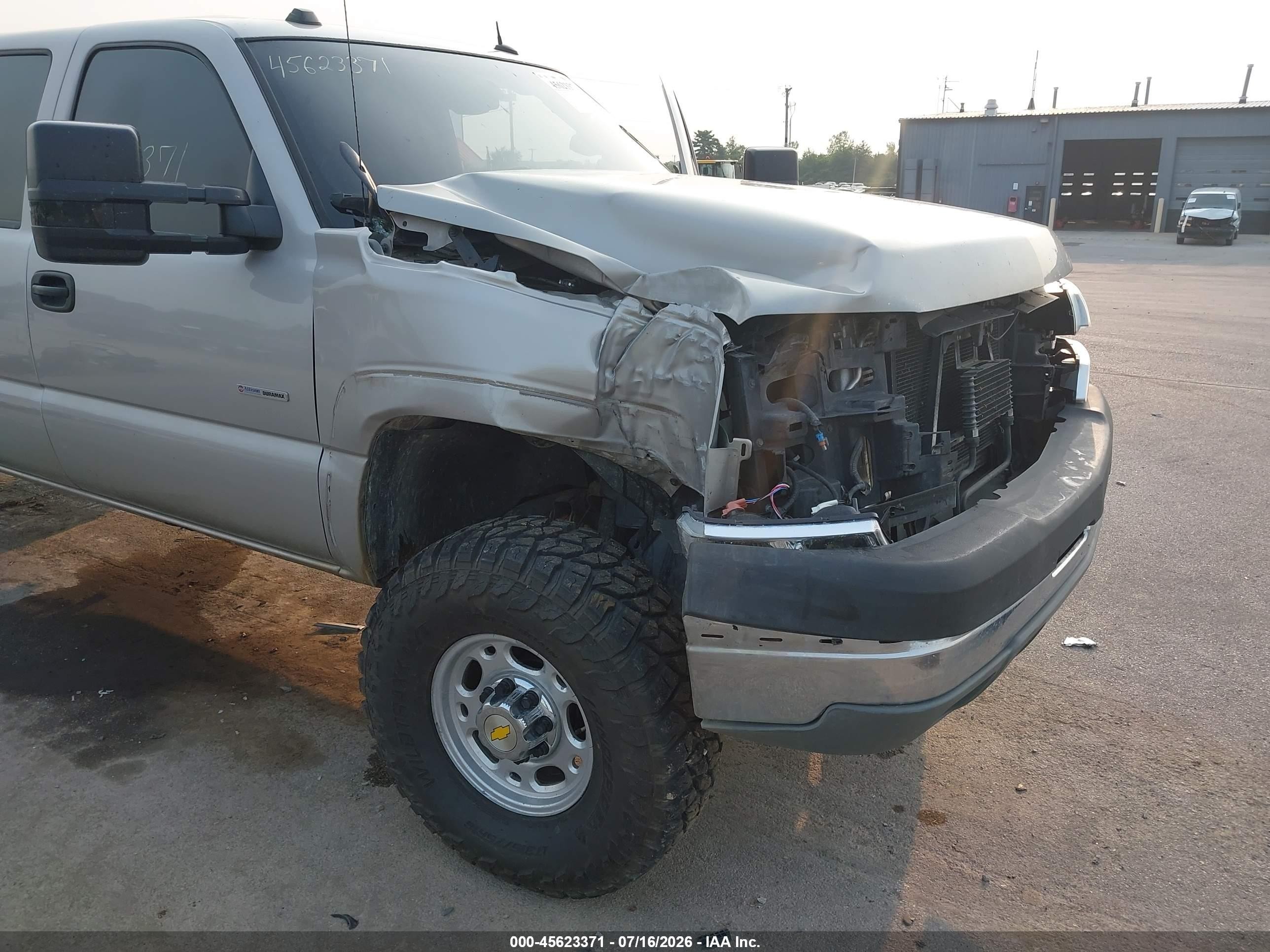 2005 Chevrolet Silverado 2500hd Lt Желто-коричневый vin: 1GCHK23275F800160
