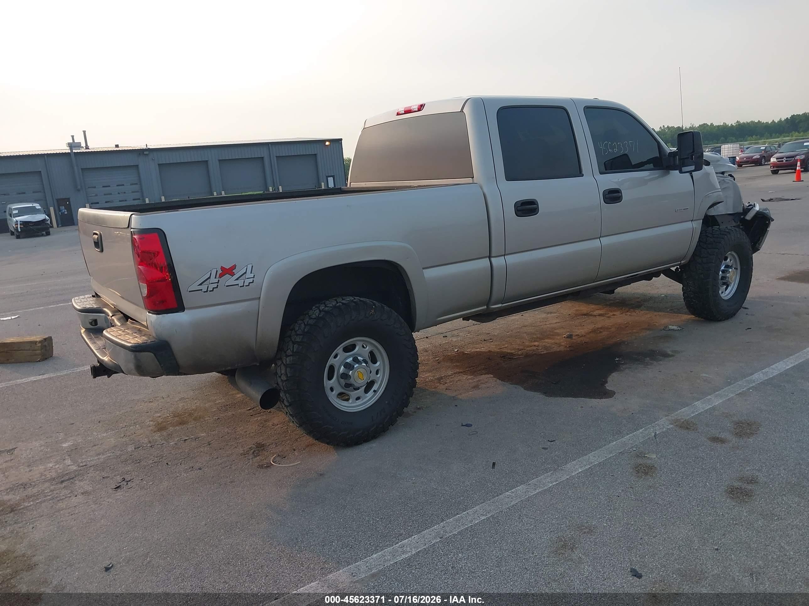 2005 Chevrolet Silverado 2500hd Lt Желто-коричневый vin: 1GCHK23275F800160