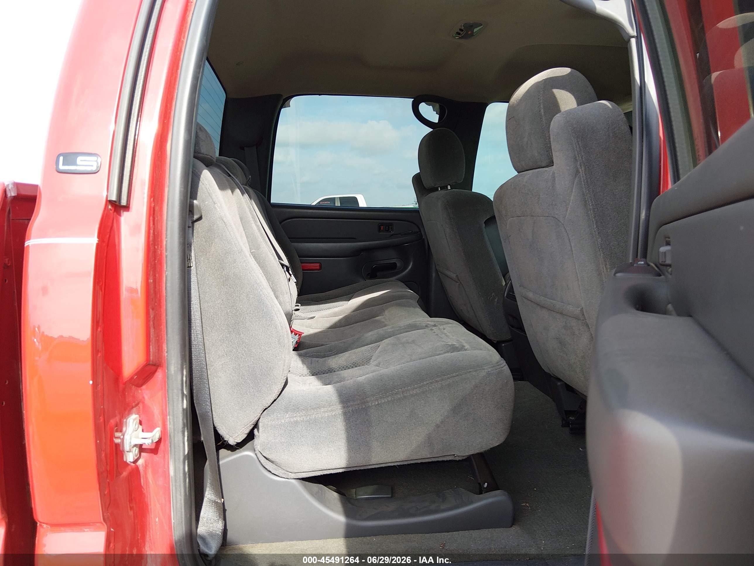 2005 Chevrolet Silverado 2500hd Ls Red vin: 1GCHK23275F897831
