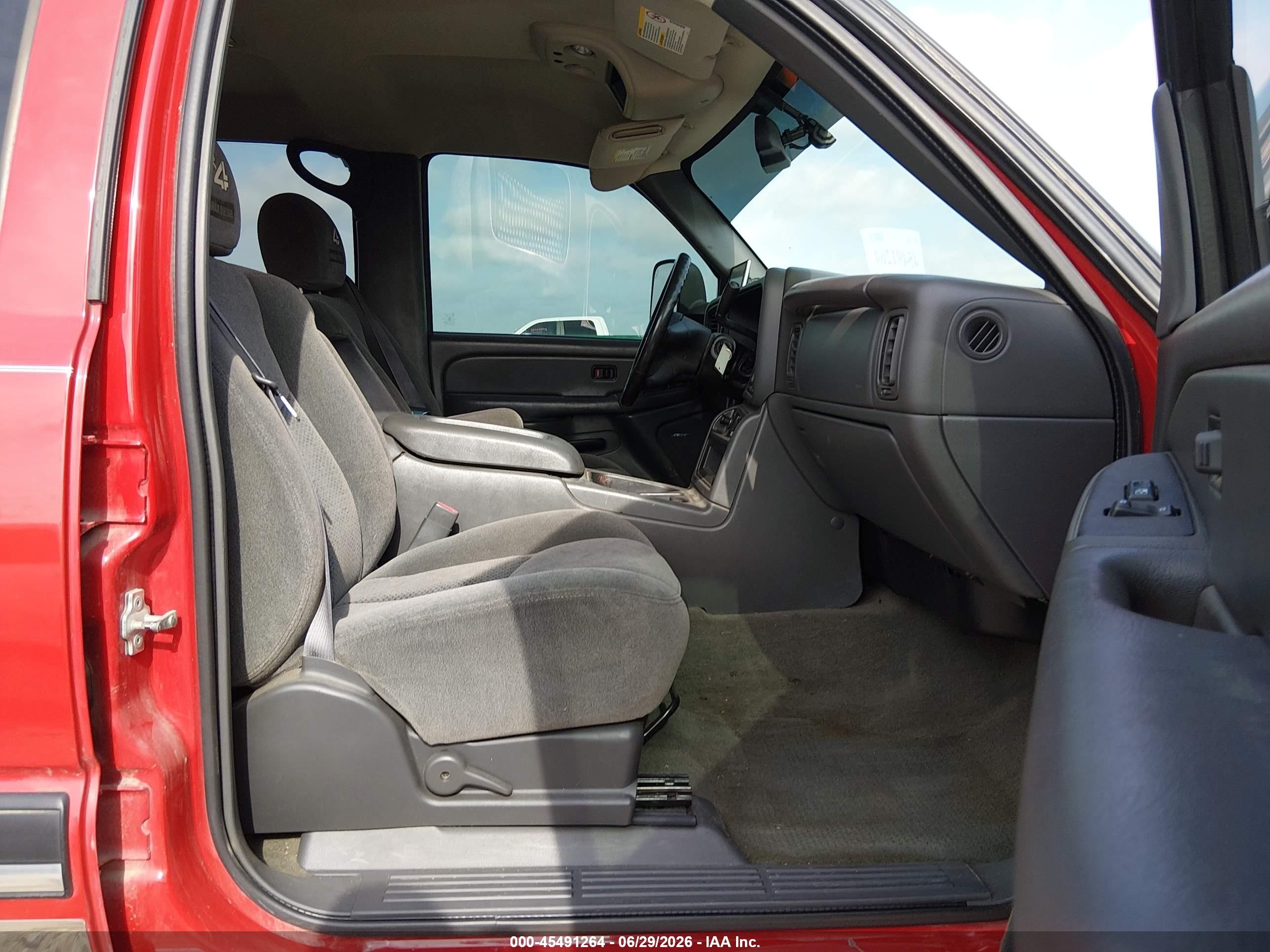 2005 Chevrolet Silverado 2500hd Ls Red vin: 1GCHK23275F897831