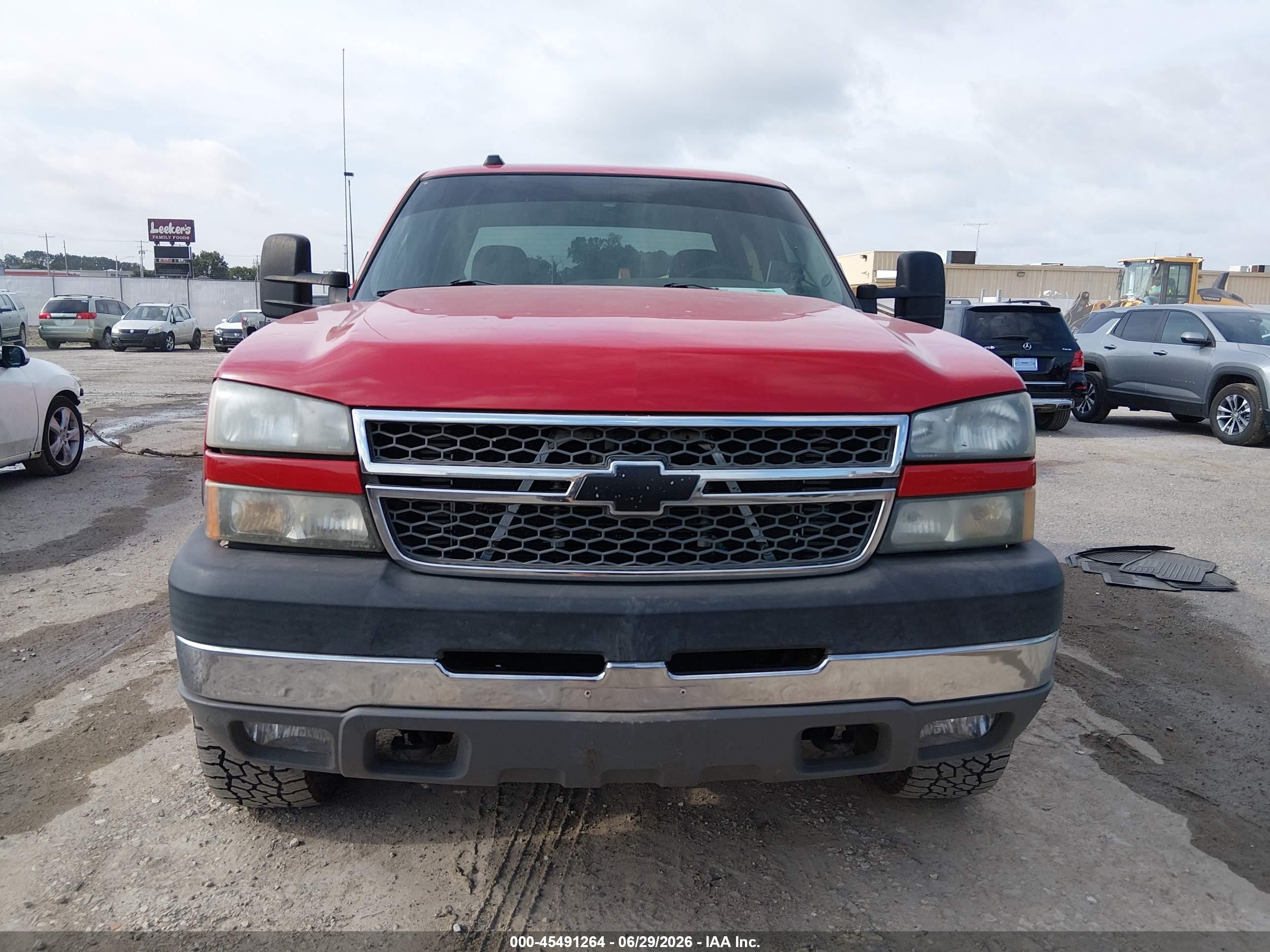2005 Chevrolet Silverado 2500hd Ls Red vin: 1GCHK23275F897831