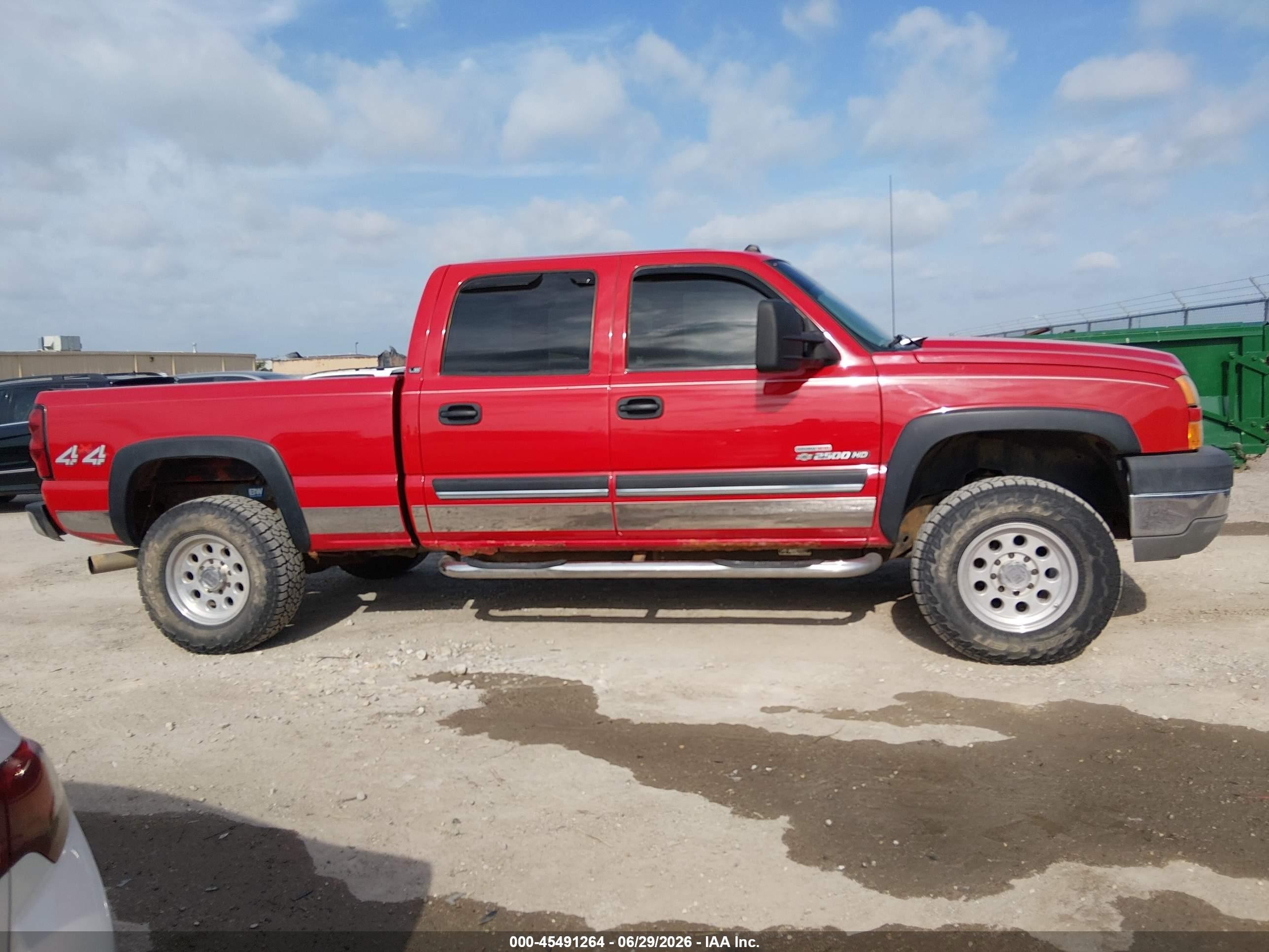 2005 Chevrolet Silverado 2500hd Ls Red vin: 1GCHK23275F897831