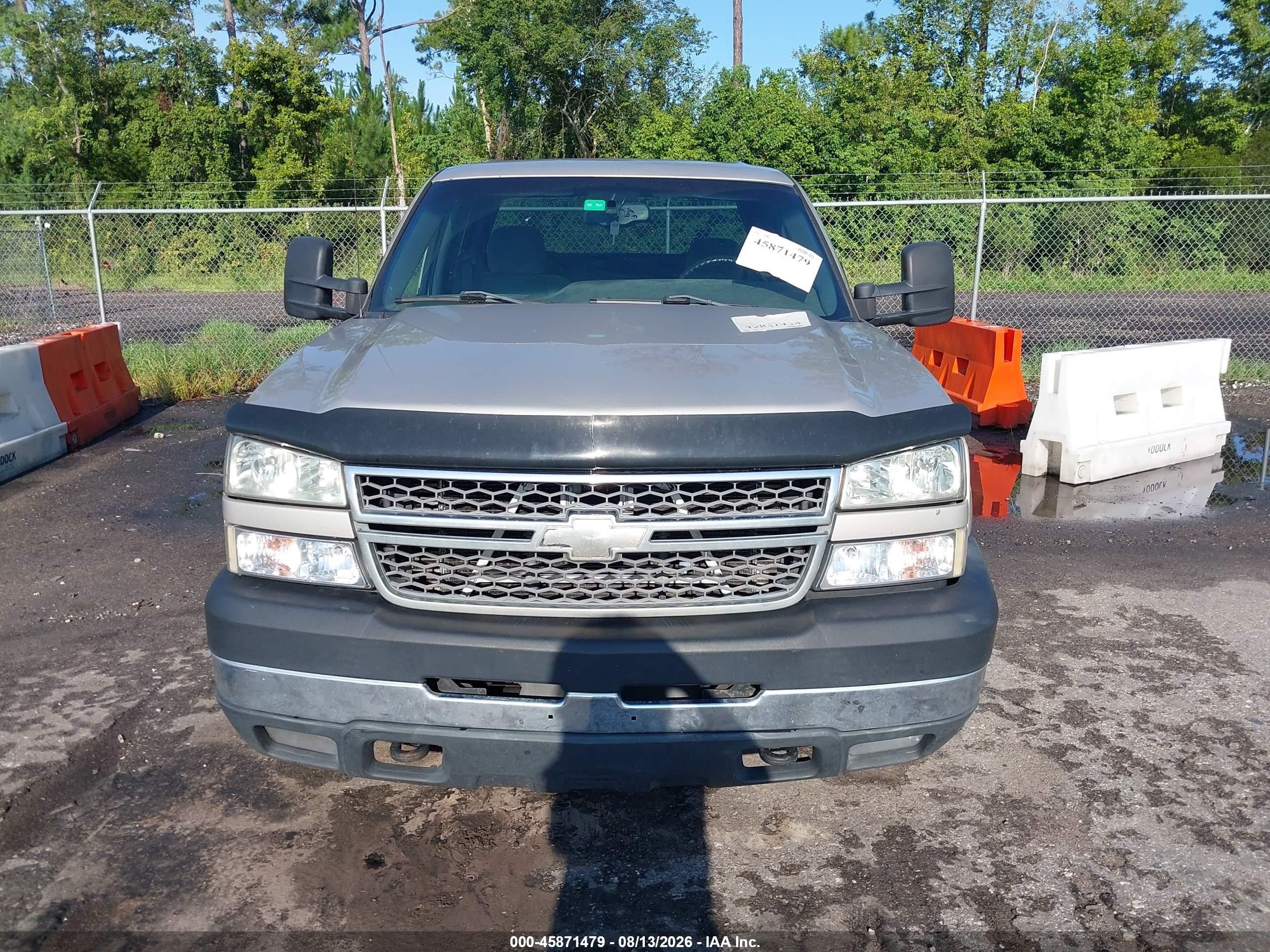 2005 Chevrolet Silverado 2500hd Ls/lt/work Truck Gray vin: 1GCHK23275F928513