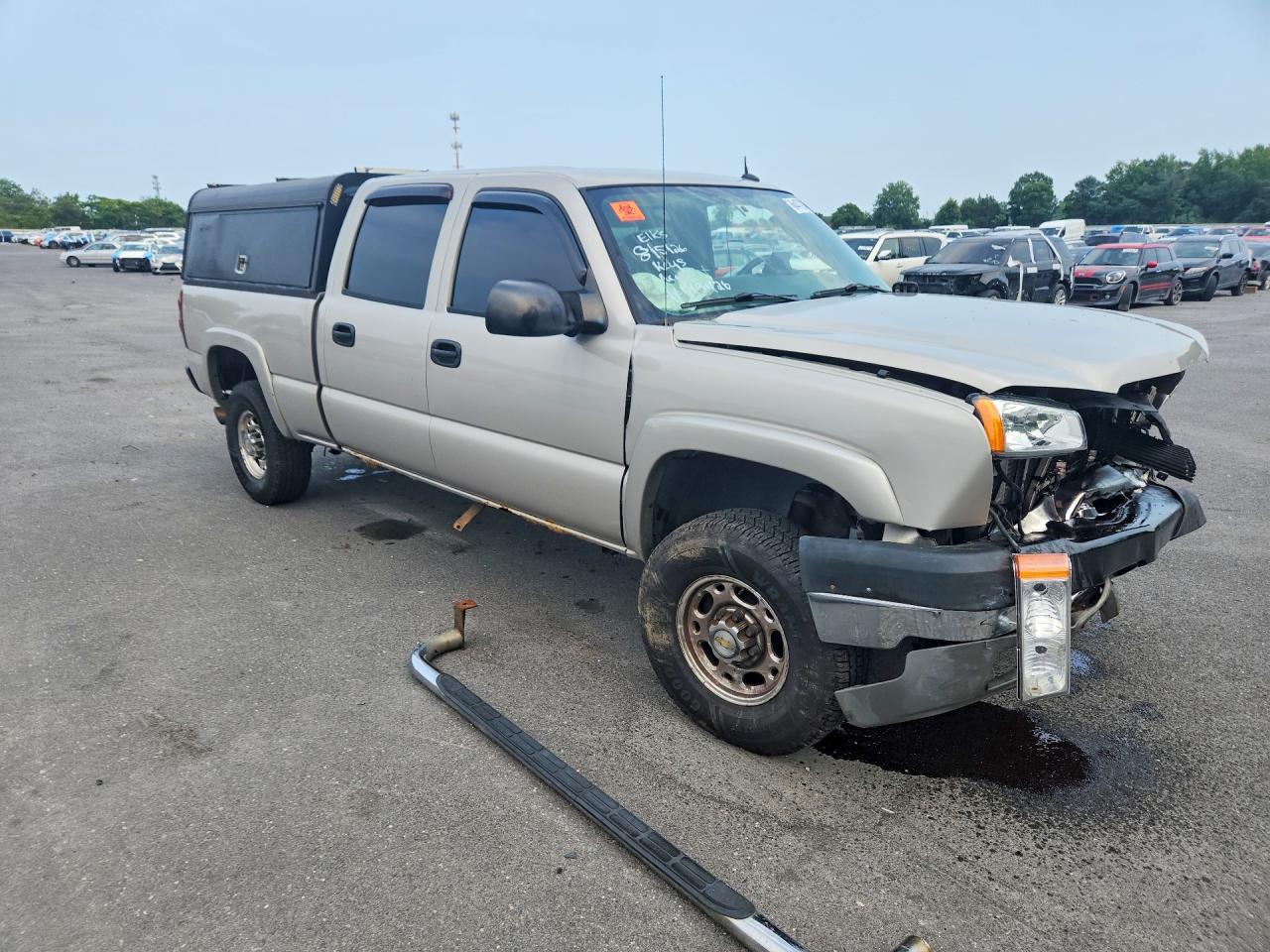 2004 Chevrolet Silverado K2500 Heavy Duty Tan vin: 1GCHK23284F193426