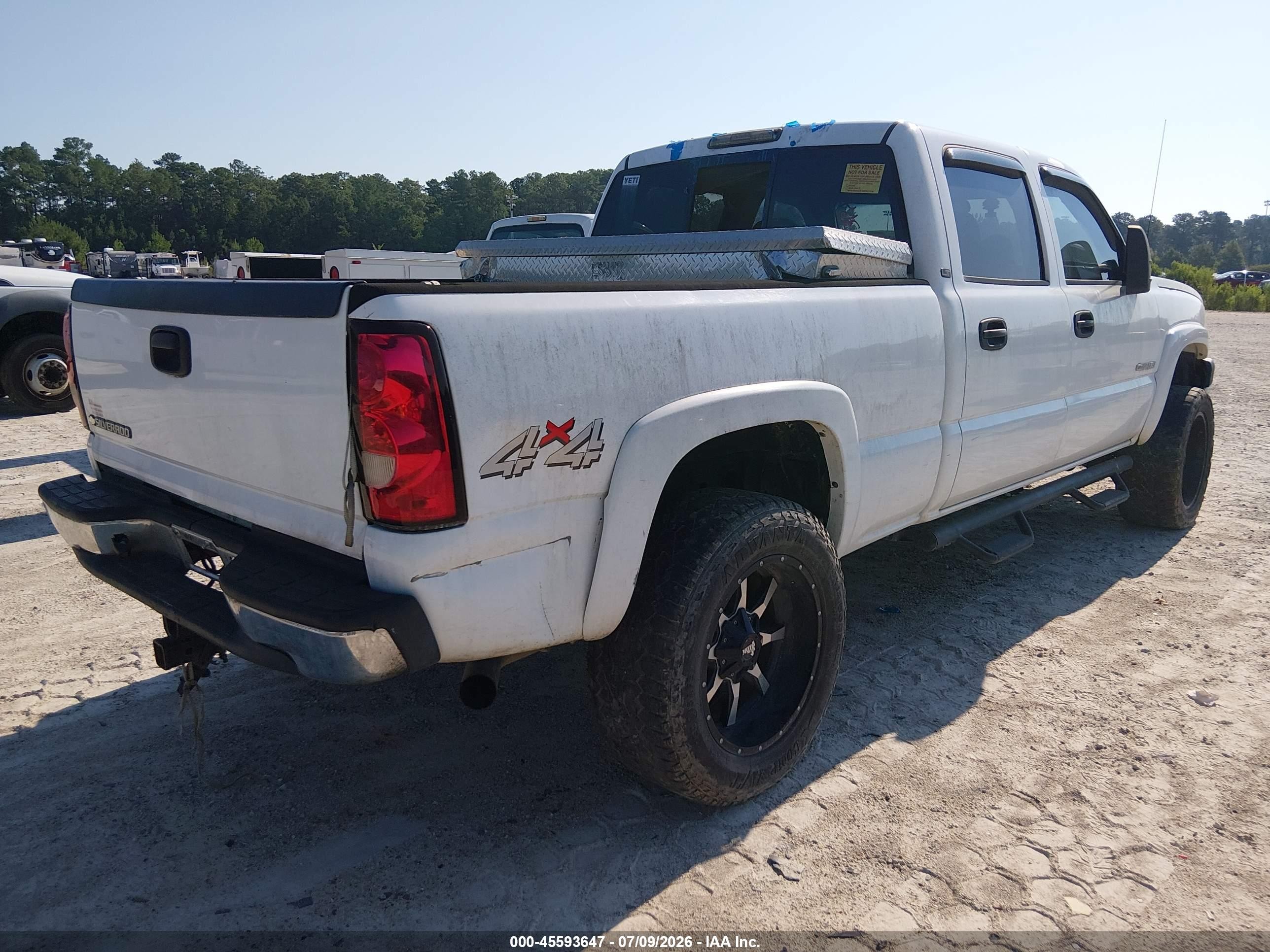 2006 Chevrolet Silverado 2500hd Lt3 White vin: 1GCHK23296F111481