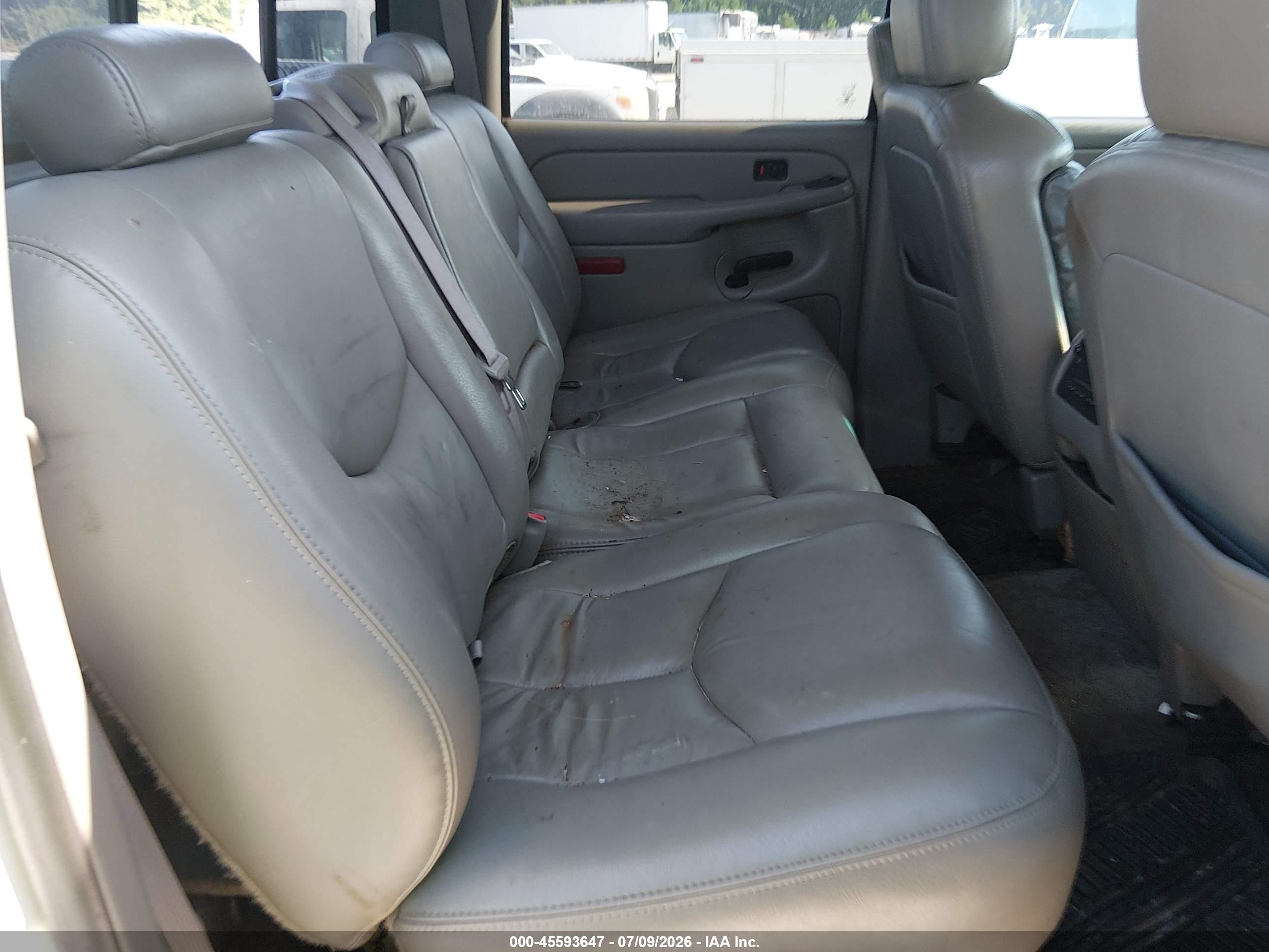 2006 Chevrolet Silverado 2500hd Lt3 White vin: 1GCHK23296F111481