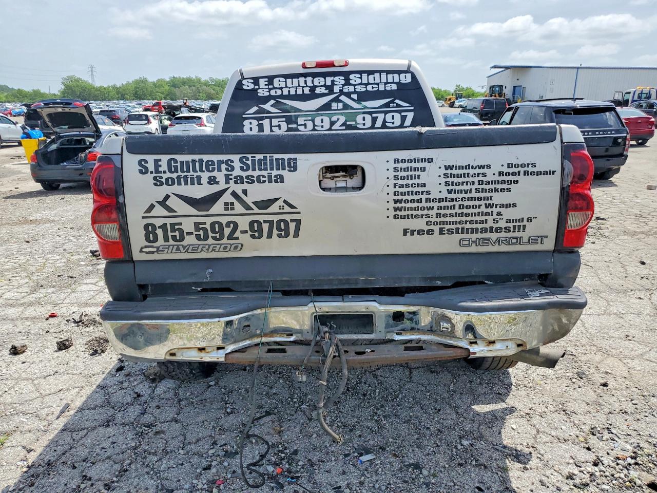 2004 Chevrolet Silverado K2500 Heavy Duty Gold vin: 1GCHK232X4F191158