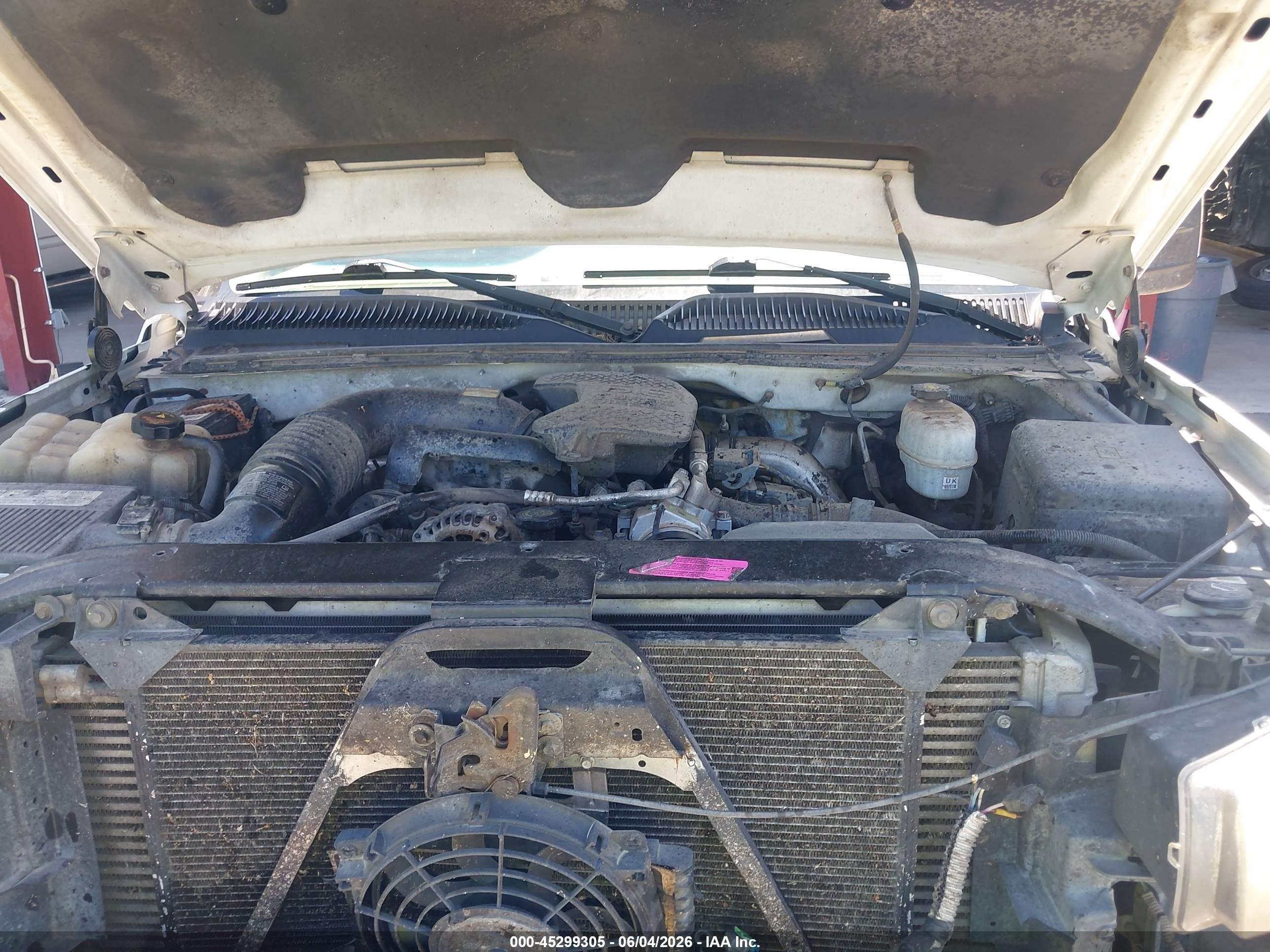 2005 Chevrolet Silverado 2500hd Lt Белый vin: 1GCHK232X5F841978