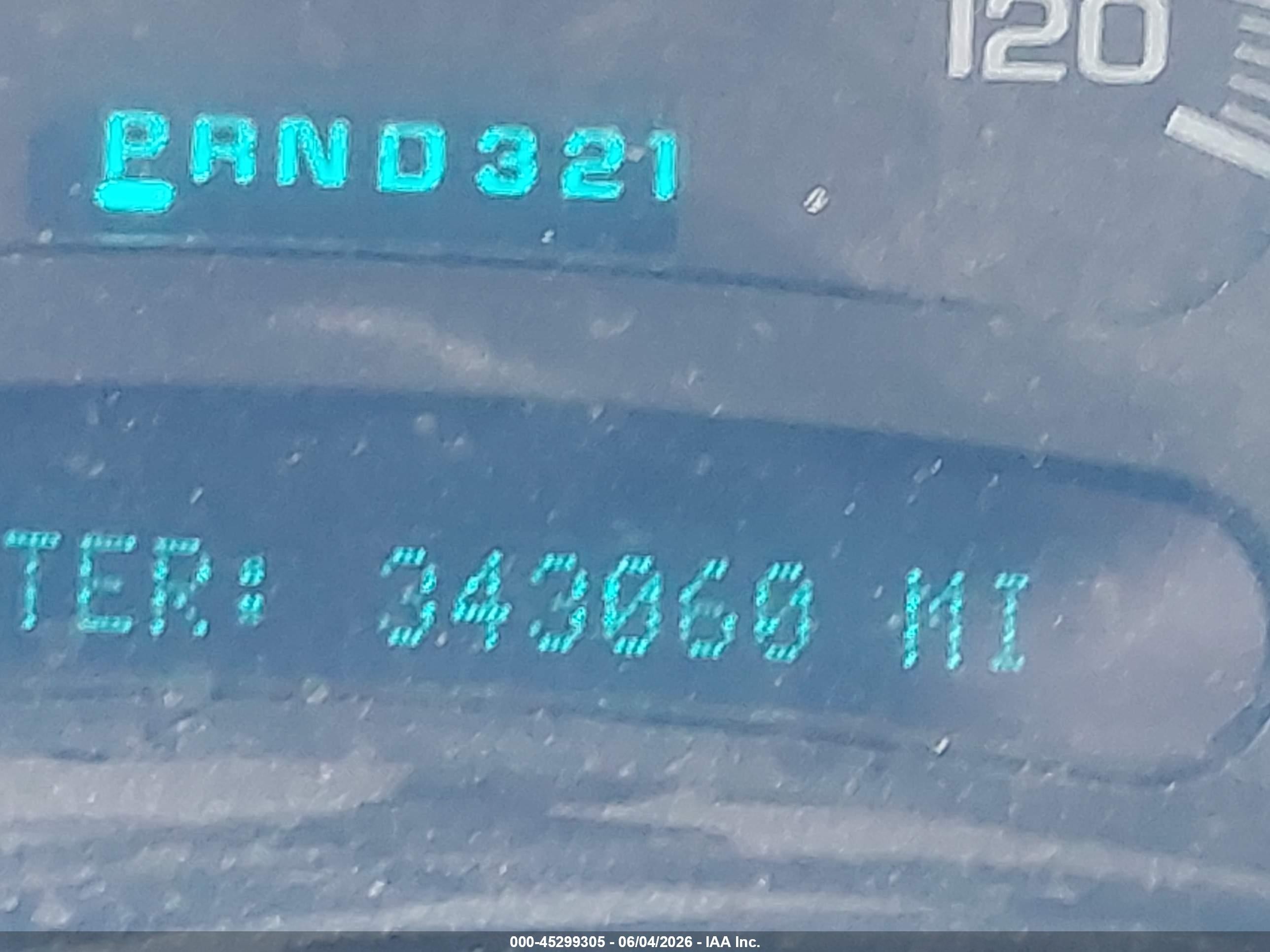 2005 Chevrolet Silverado 2500hd Lt Белый vin: 1GCHK232X5F841978