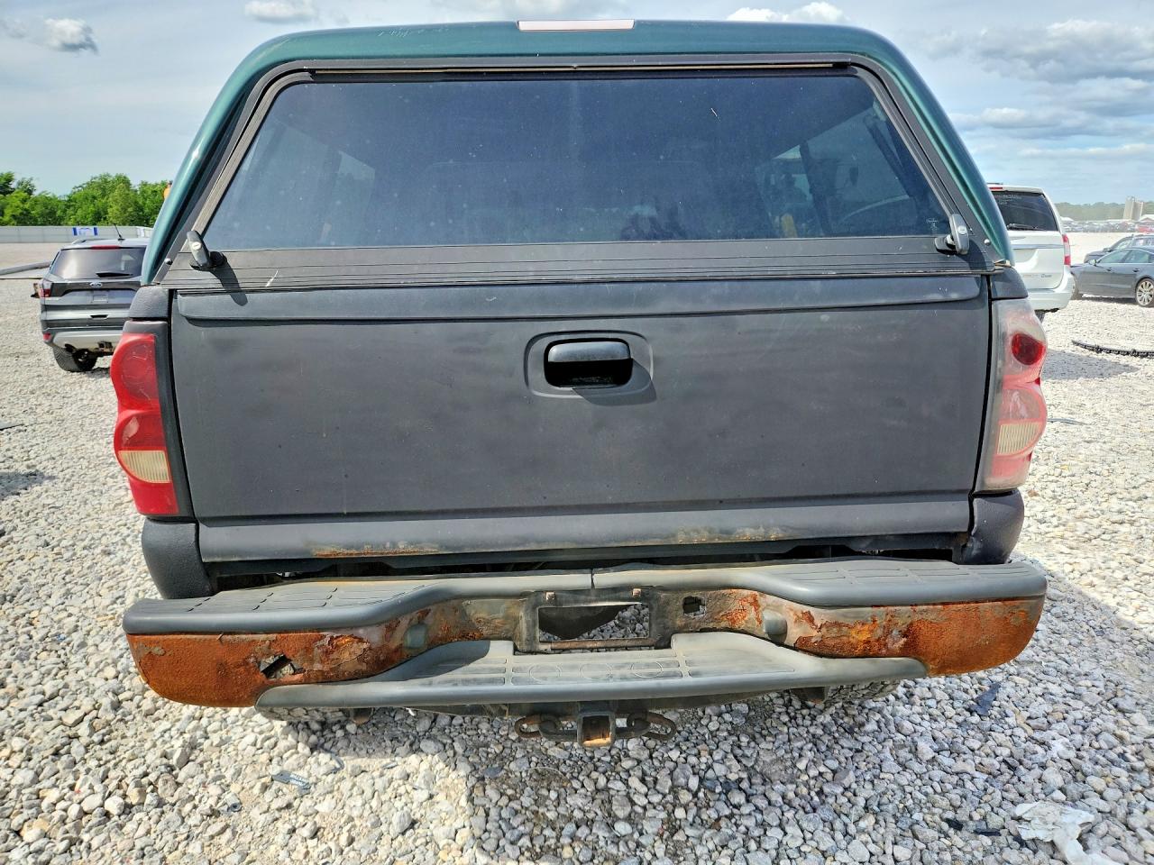 2005 Chevrolet Silverado K2500 Heavy Duty Blue vin: 1GCHK232X5F900575