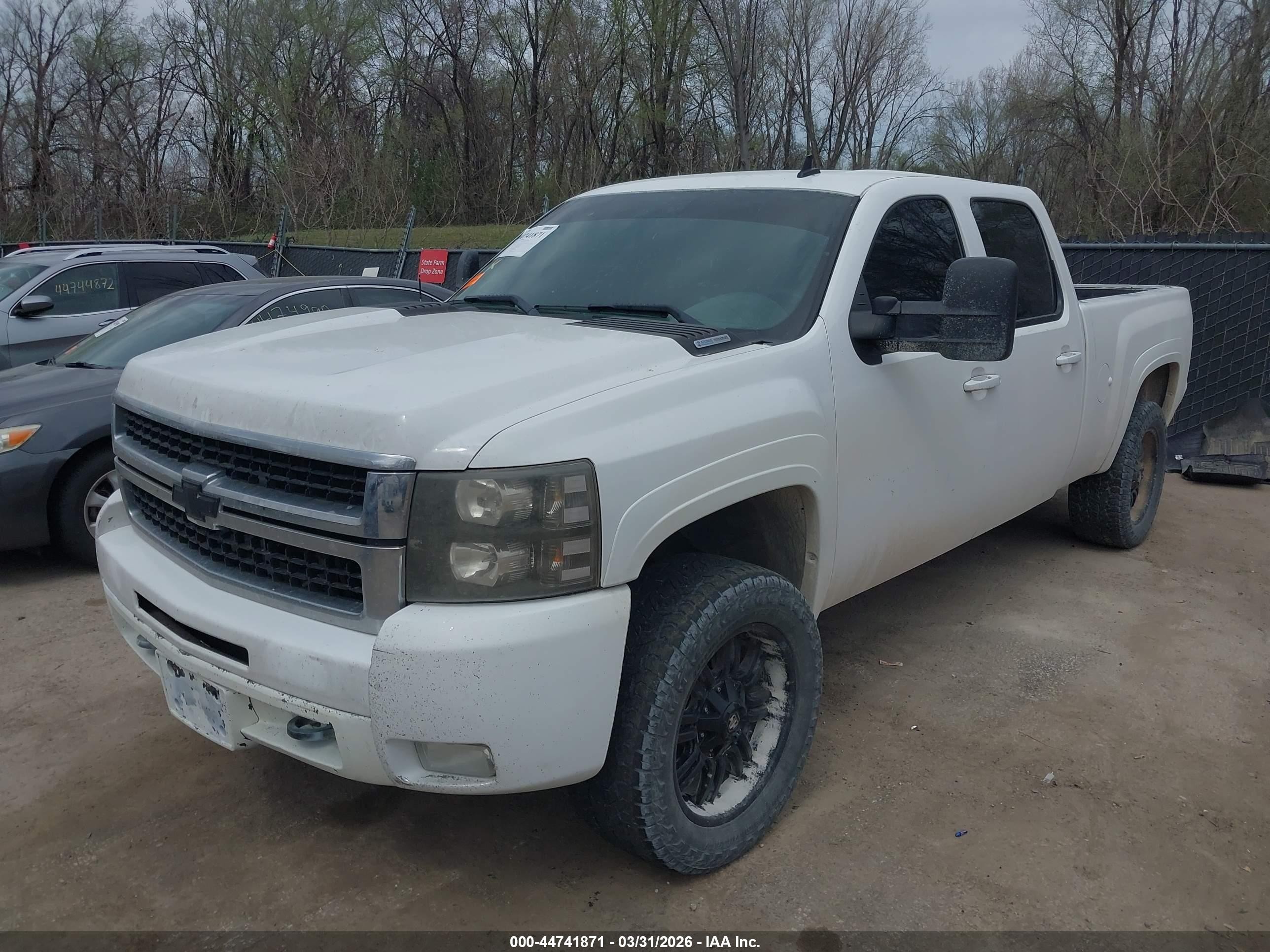 2008 Chevrolet Silverado 2500hd Ltz White vin: 1GCHK23608F219865
