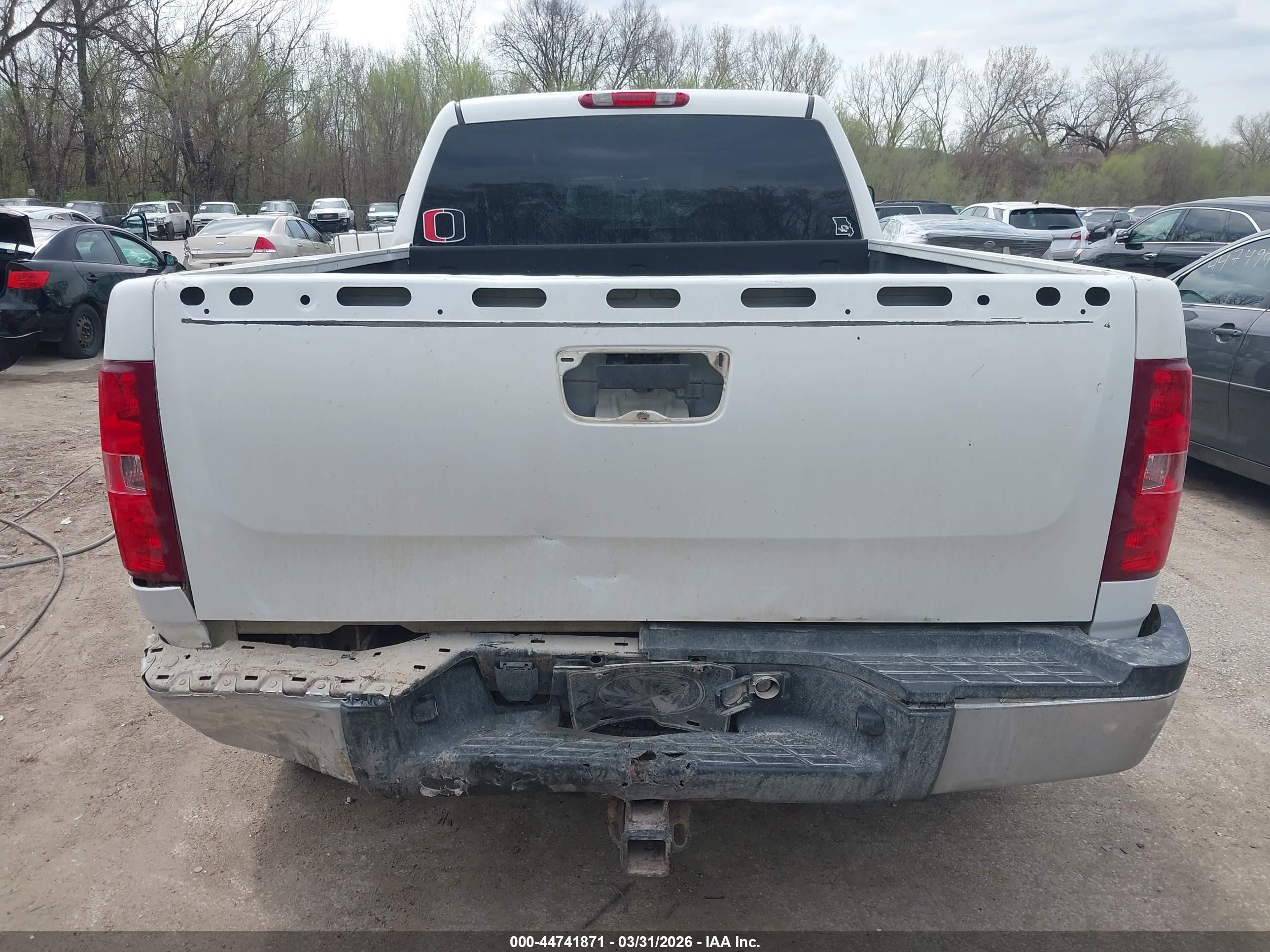 2008 Chevrolet Silverado 2500hd Ltz White vin: 1GCHK23608F219865