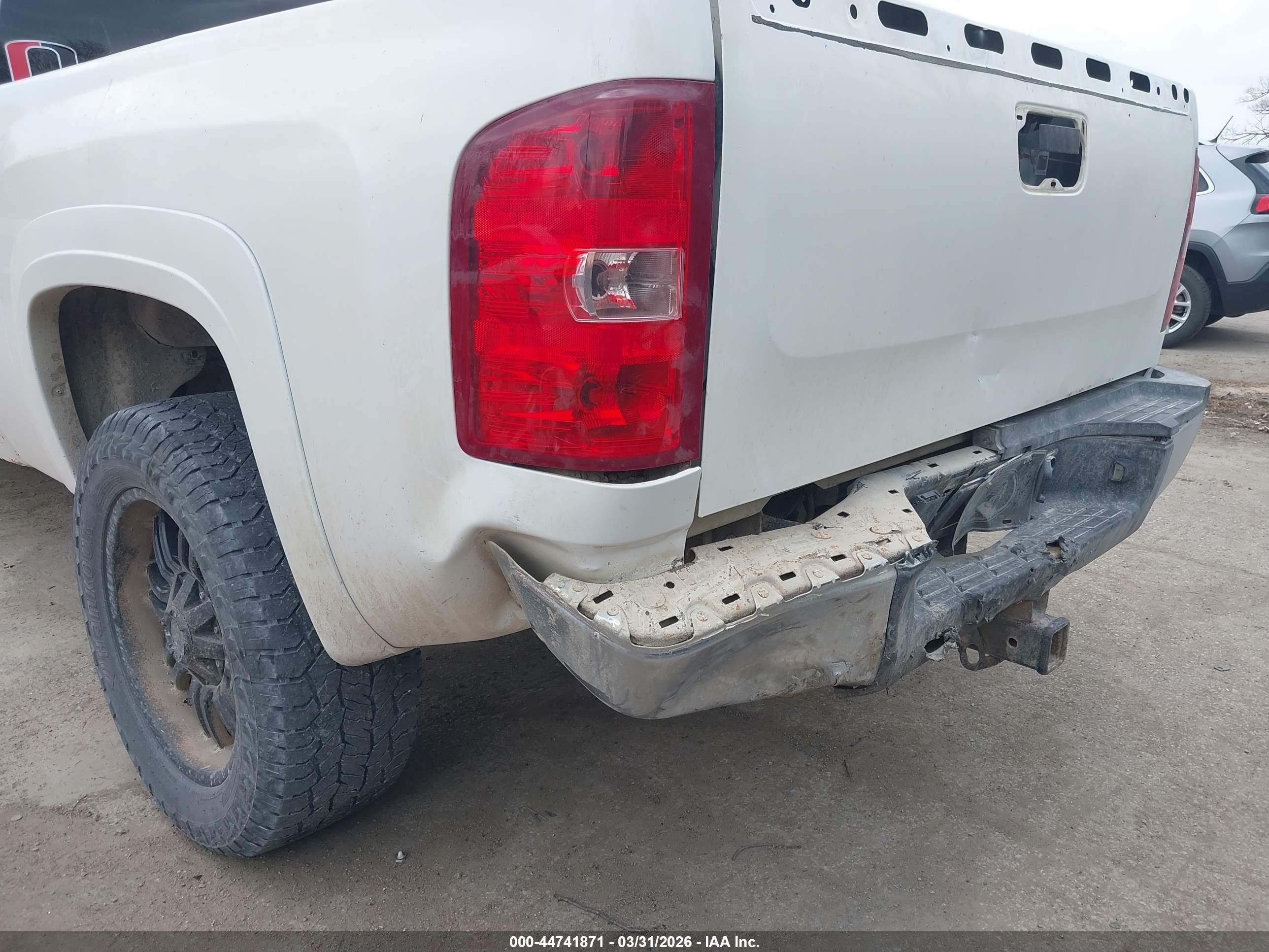 2008 Chevrolet Silverado 2500hd Ltz White vin: 1GCHK23608F219865
