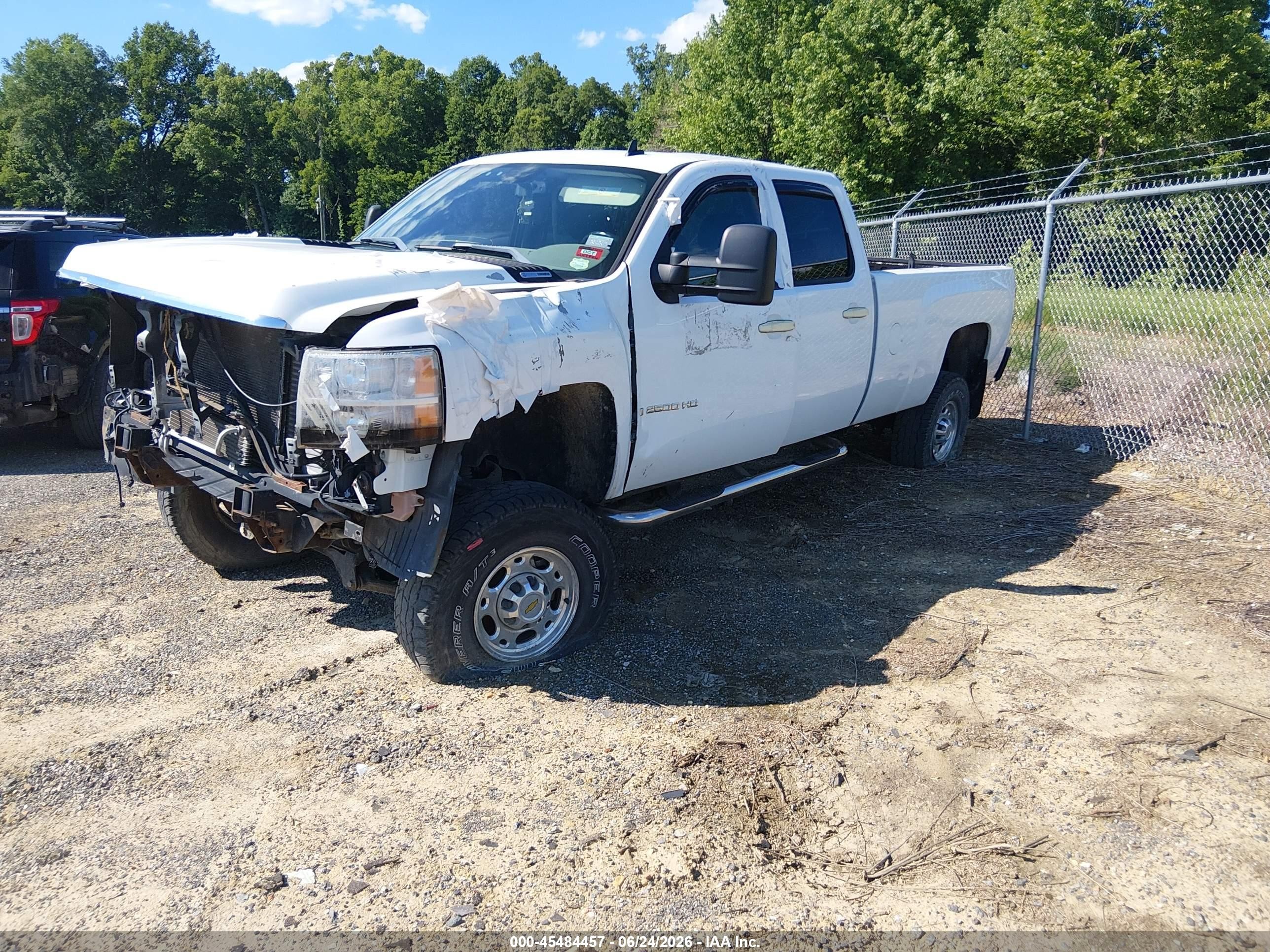 2007 Chevrolet Silverado 2500hd Lt2 White vin: 1GCHK23627F504713