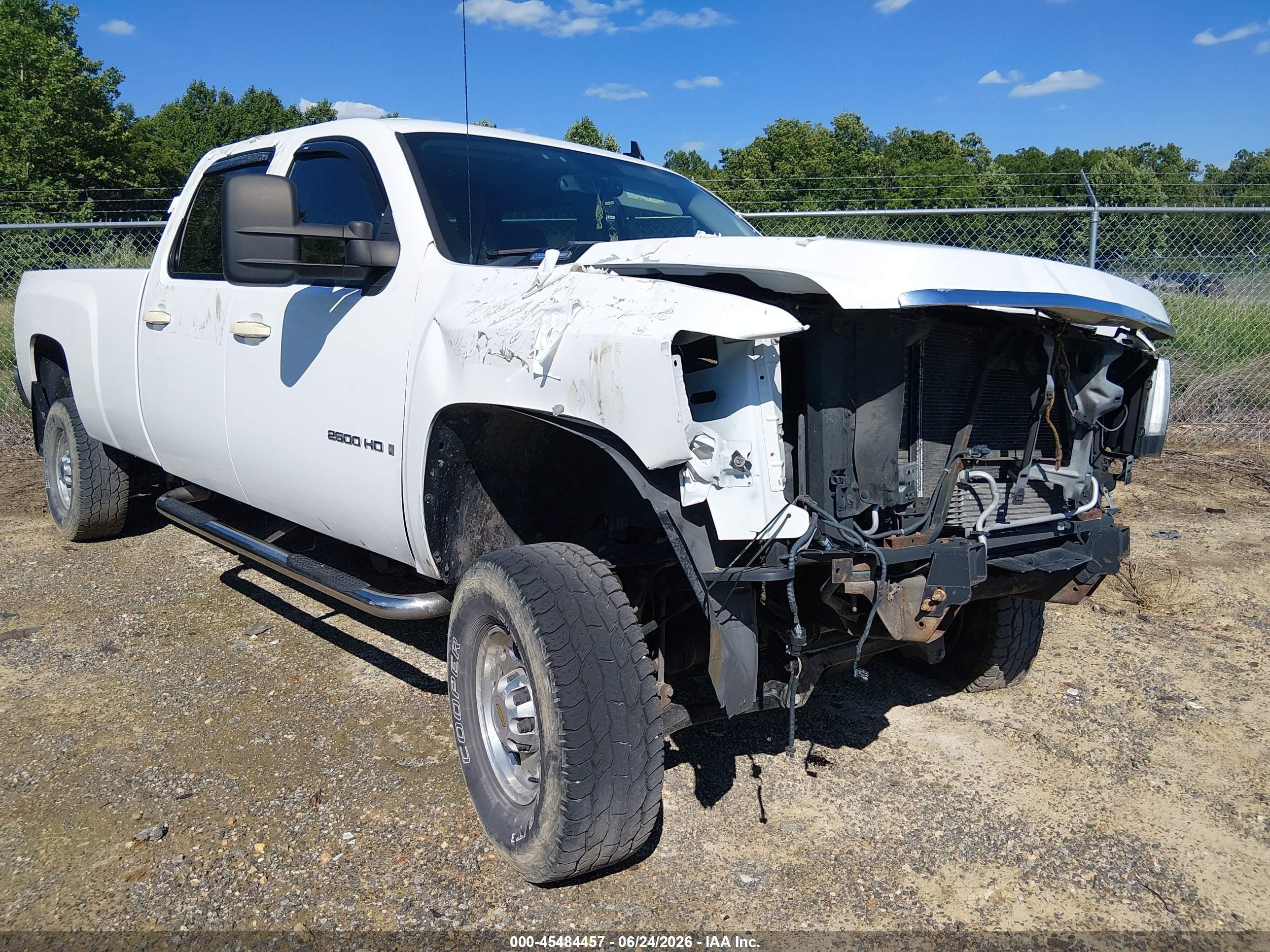 2007 Chevrolet Silverado 2500hd Lt2 White vin: 1GCHK23627F504713