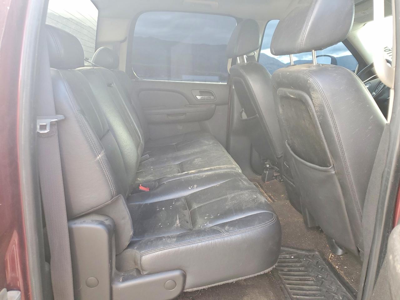 2008 Chevrolet Silverado K2500 Heavy Duty Red vin: 1GCHK23628F126300
