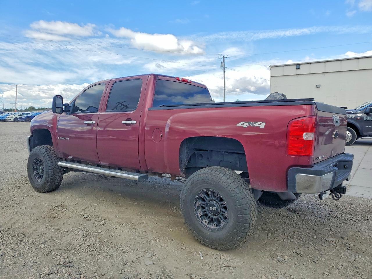 2008 Chevrolet Silverado K2500 Heavy Duty Red vin: 1GCHK23628F126300