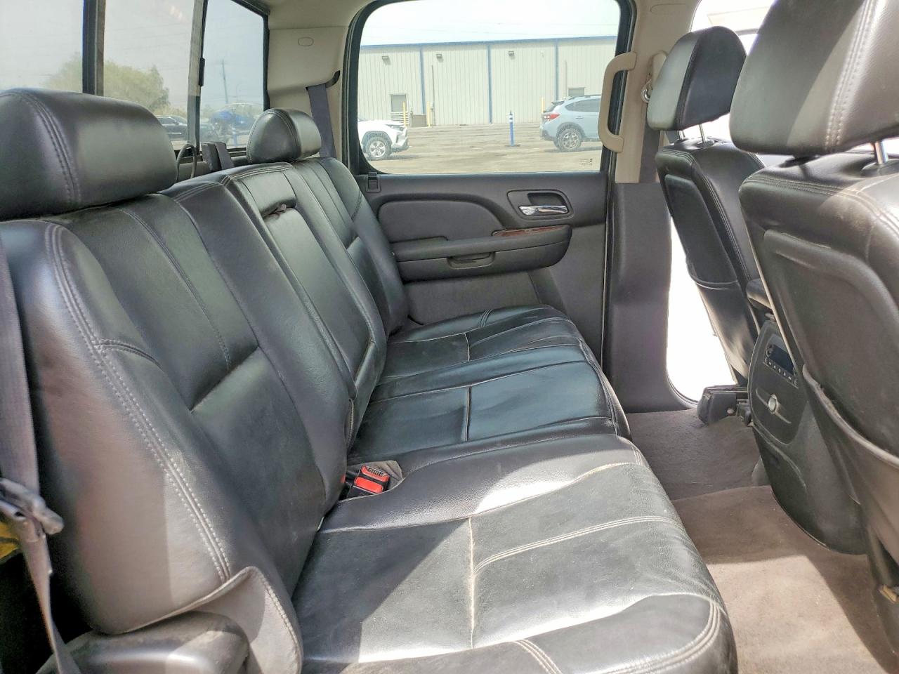 2008 Chevrolet Silverado K2500 Heavy Duty Silver vin: 1GCHK23628F211685