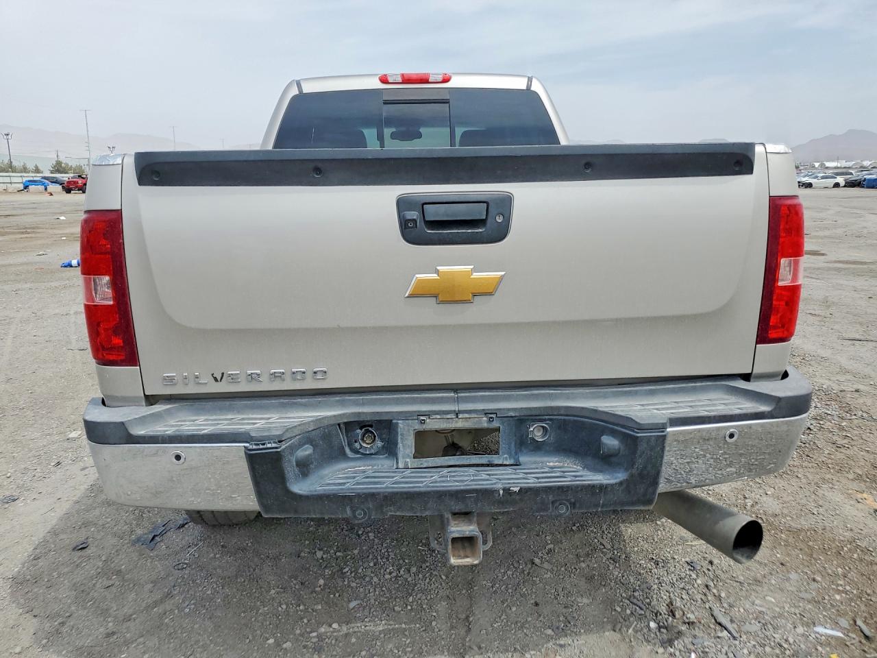 2008 Chevrolet Silverado K2500 Heavy Duty Silver vin: 1GCHK23628F211685