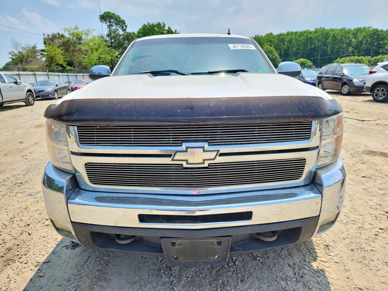 2007 Chevrolet Silverado K2500 Heavy Duty White vin: 1GCHK23637F514991
