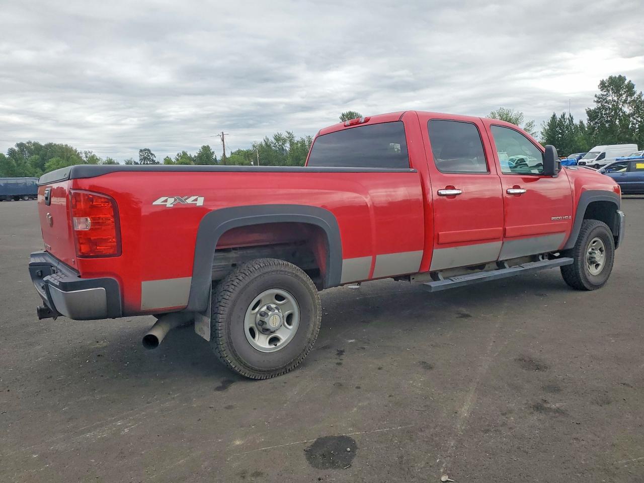 2007 Chevrolet Silverado K2500 Heavy Duty Red vin: 1GCHK23637F529586